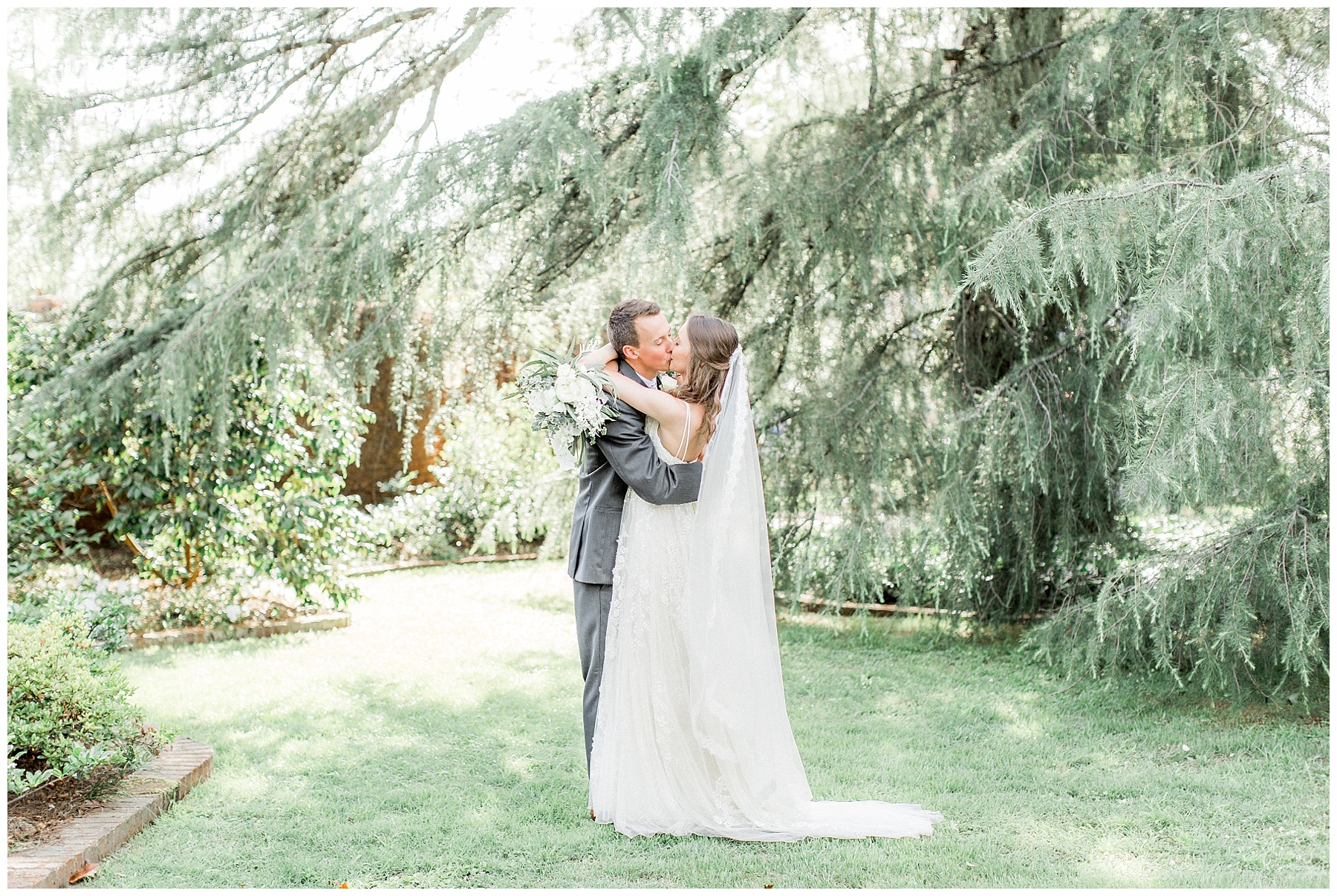 the leaning tree wedding day-raleigh wedding photographer-tiffany l johnson photography_0172.jpg