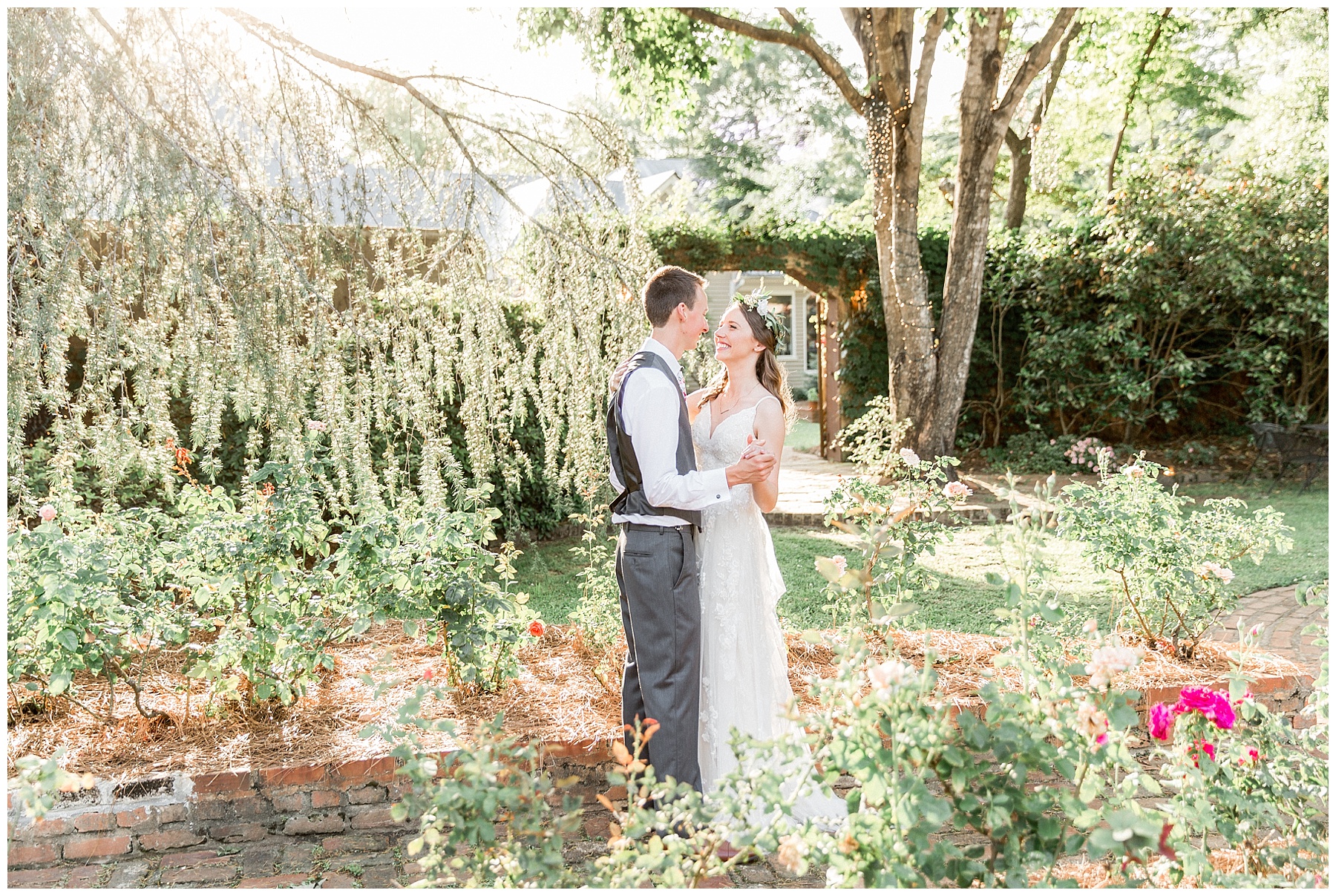 the leaning tree wedding day-raleigh wedding photographer-tiffany l johnson photography_0200.jpg