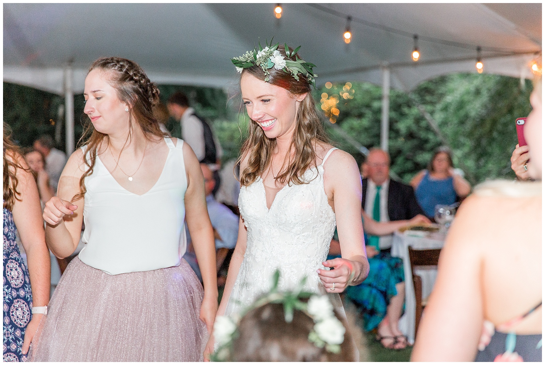 the leaning tree wedding day-raleigh wedding photographer-tiffany l johnson photography_0207.jpg