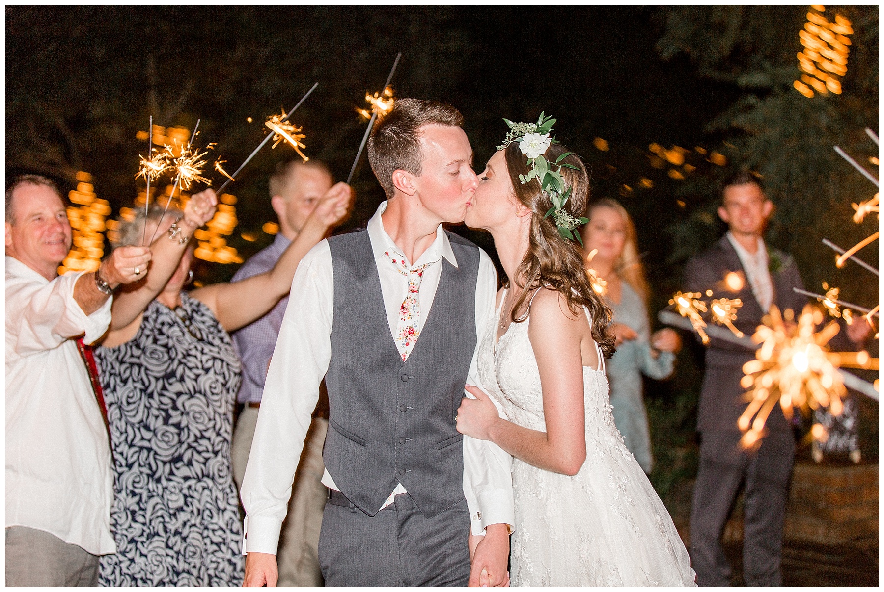 the leaning tree wedding day-raleigh wedding photographer-tiffany l johnson photography_0226.jpg