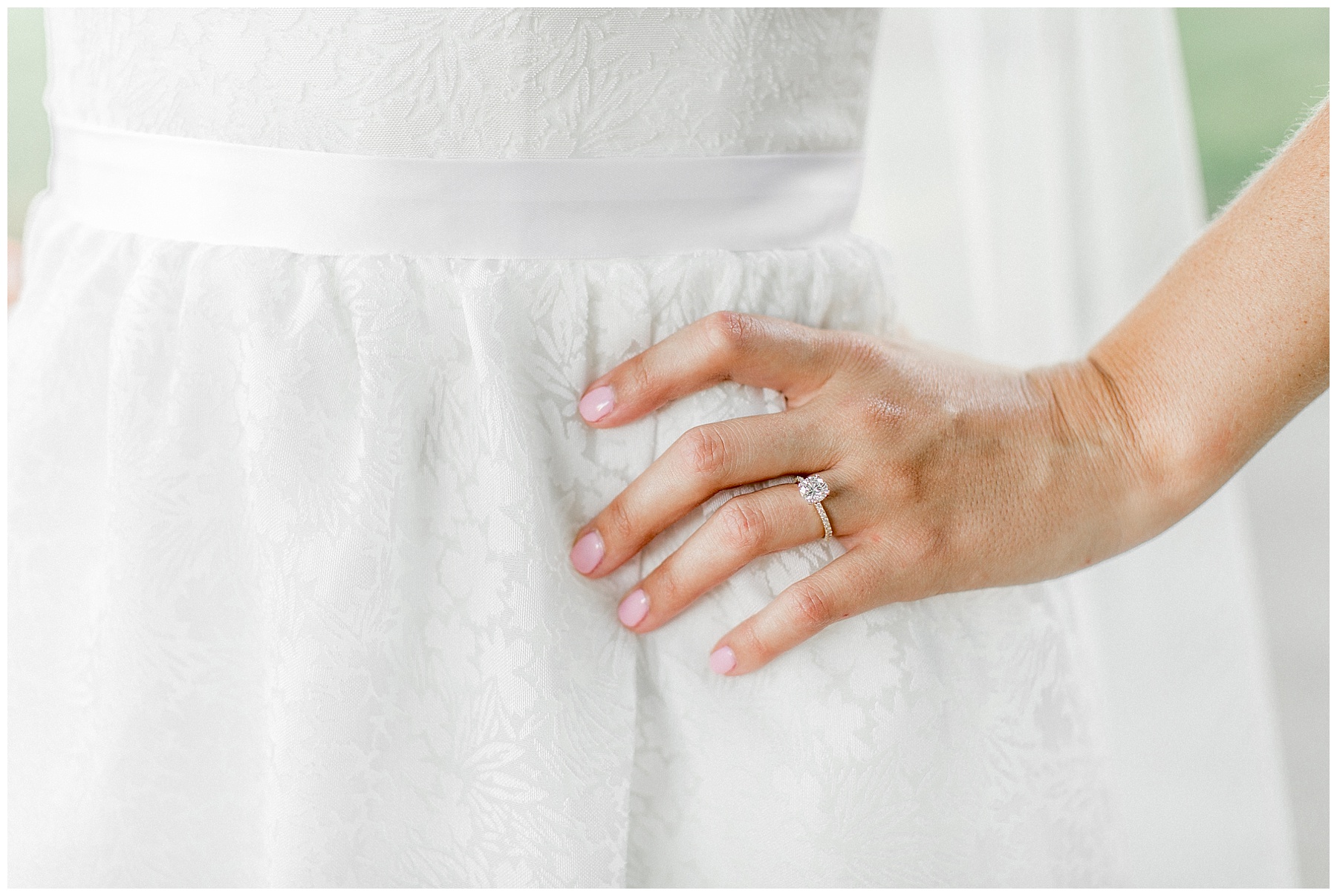 Meredith College Bridal Session-Tiffany L Johson Photography-Raleigh NC Wedding Photographer_0025.jpg