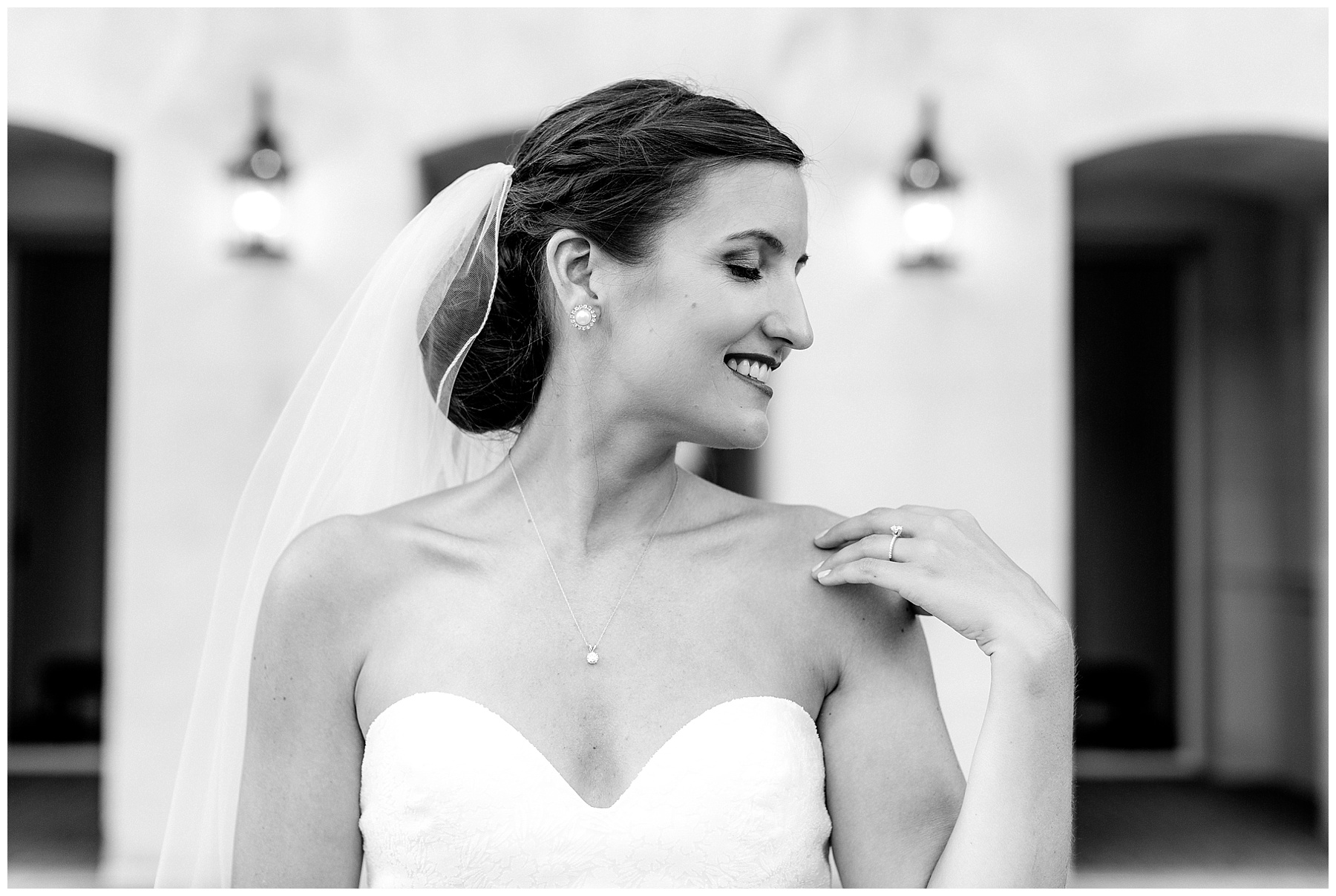 Meredith College Bridal Session-Tiffany L Johson Photography-Raleigh NC Wedding Photographer_0037.jpg