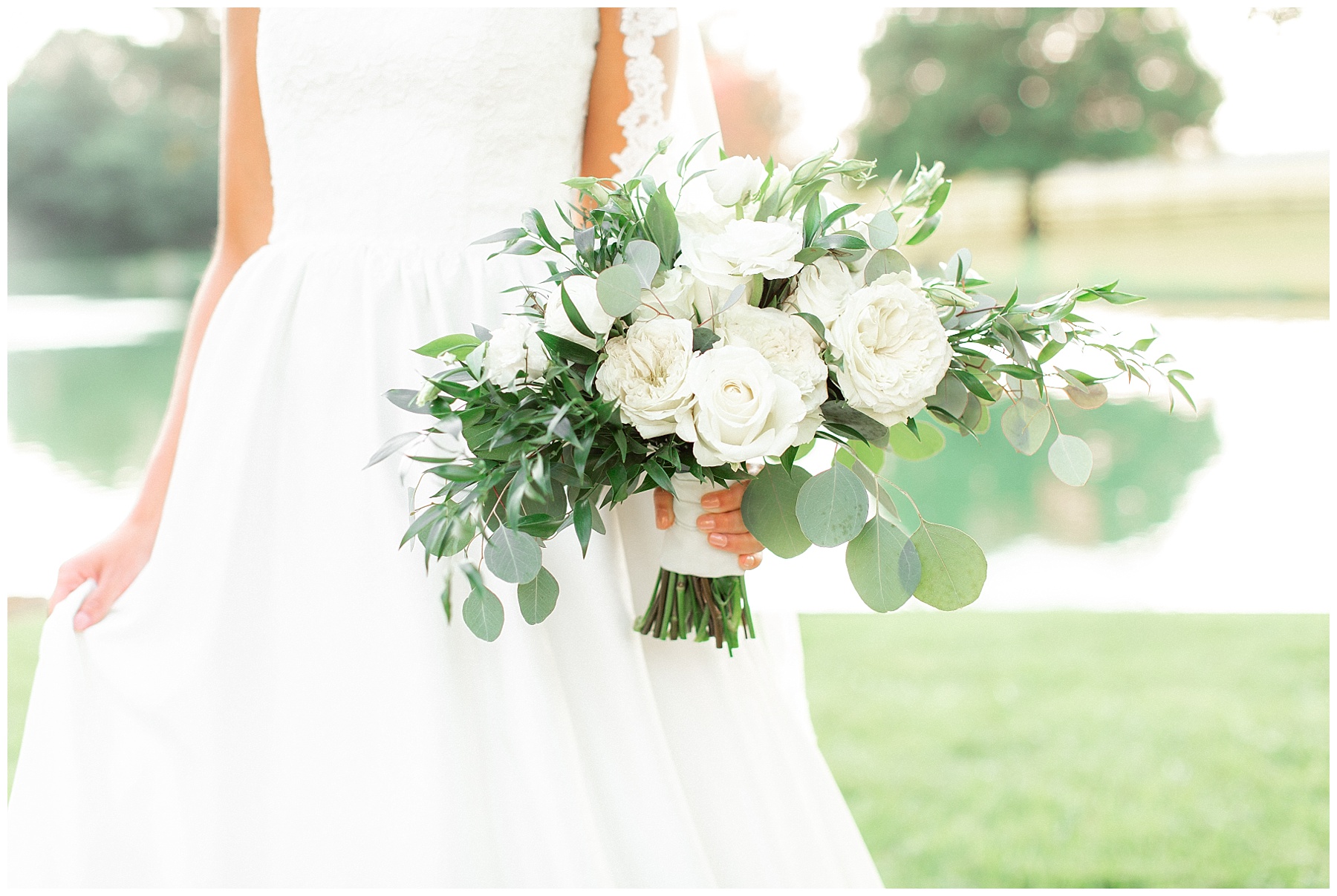 Rose Hill plantation bridal portraits-raleigh nc wedding photographer-tiffany l johnson photography_0003.jpg