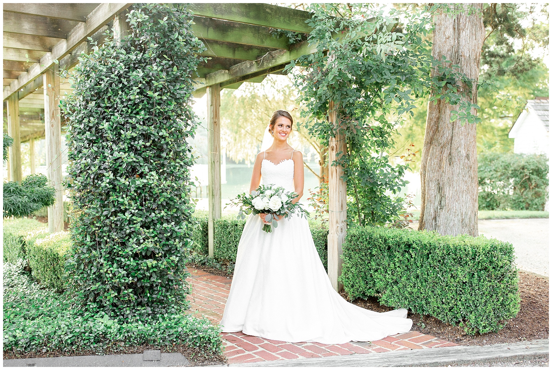 Rose Hill plantation bridal portraits-raleigh nc wedding photographer-tiffany l johnson photography_0007.jpg