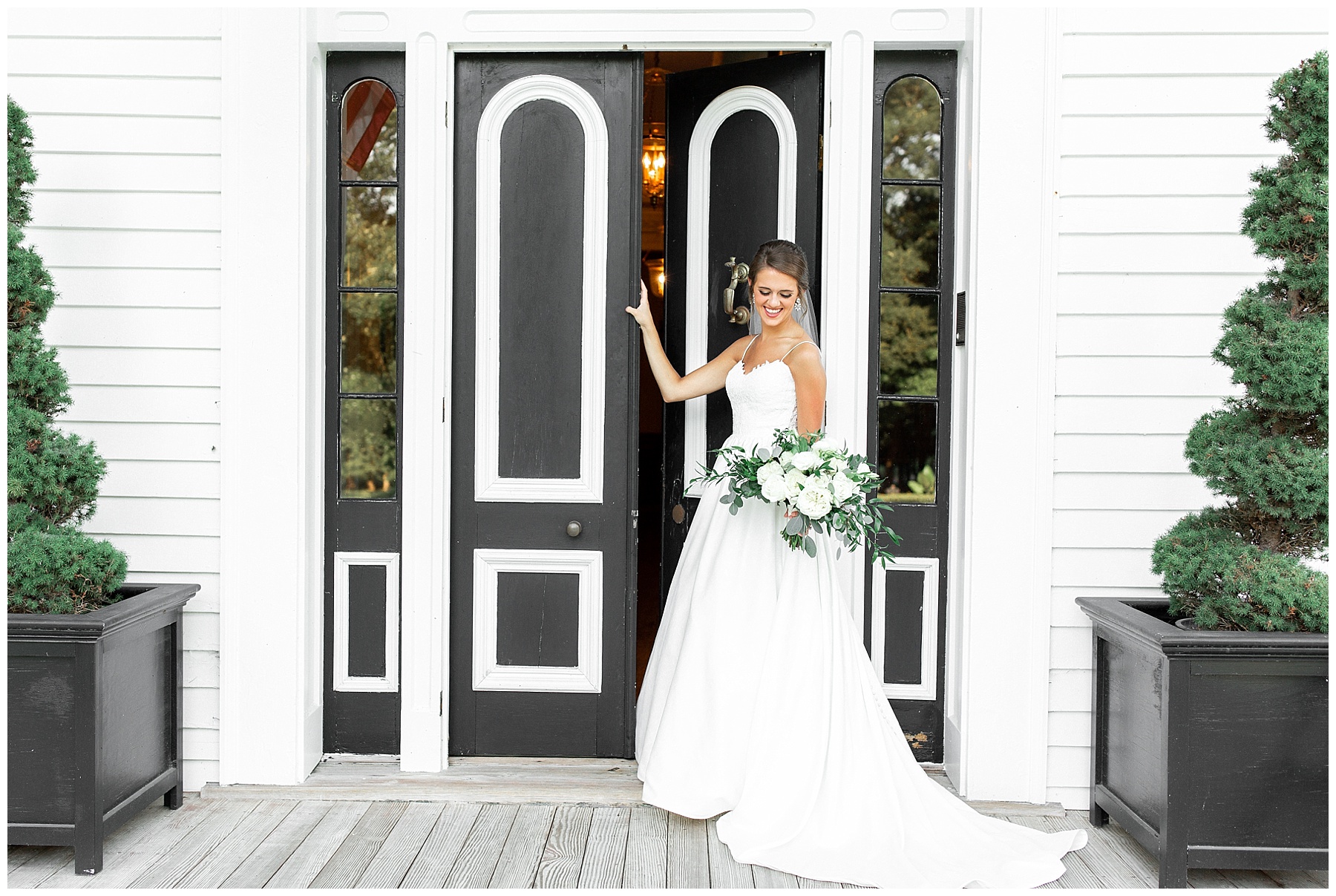 Rose Hill plantation bridal portraits-raleigh nc wedding photographer-tiffany l johnson photography_0032.jpg