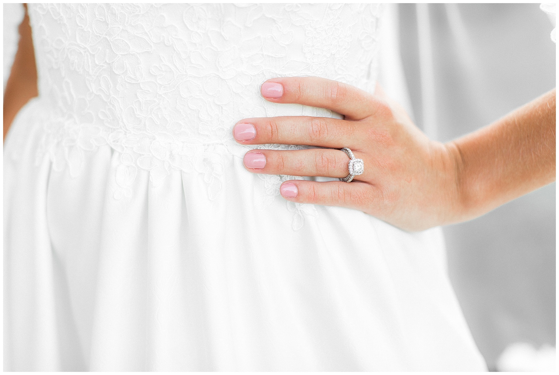 Rose Hill plantation bridal portraits-raleigh nc wedding photographer-tiffany l johnson photography_0038.jpg