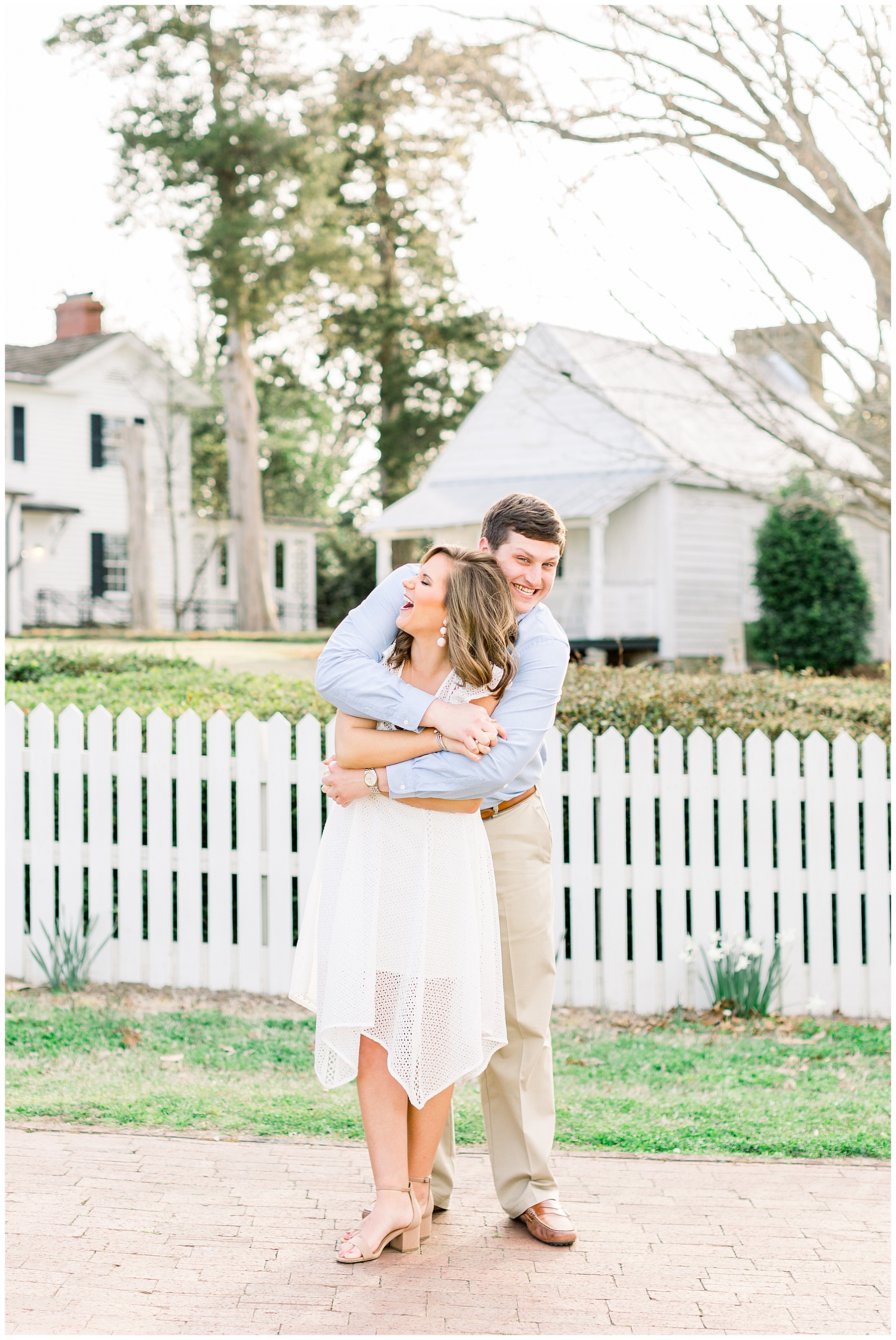 Historic Oak Engagement Session - raleigh nc engagement session - tiffany l johnson photography_0015.jpg