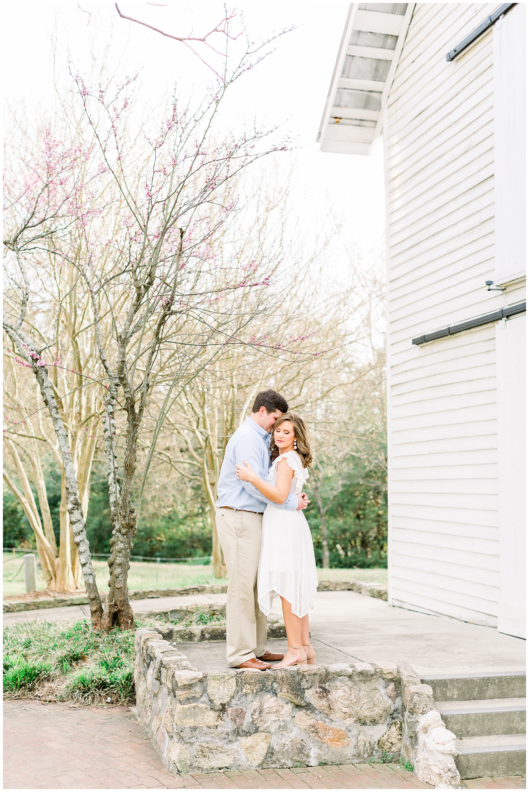 Historic Oak Engagement Session - raleigh nc engagement session - tiffany l johnson photography_0021.jpg