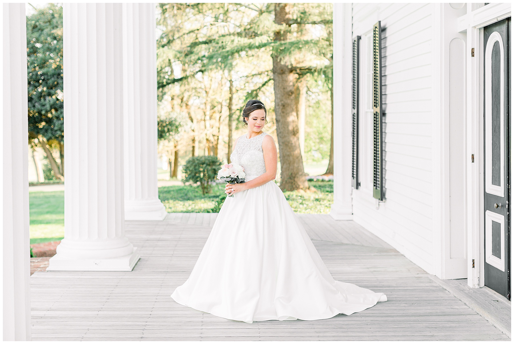 Rose Hill Plantation Bridal Session-Rose Hill Plantation wedding-tiffany l johnson photography_0047.jpg Rose Hill Plantation Bridal Session-Rose Hill Plantation wedding-tiffany l johnson photography_0047.jpg