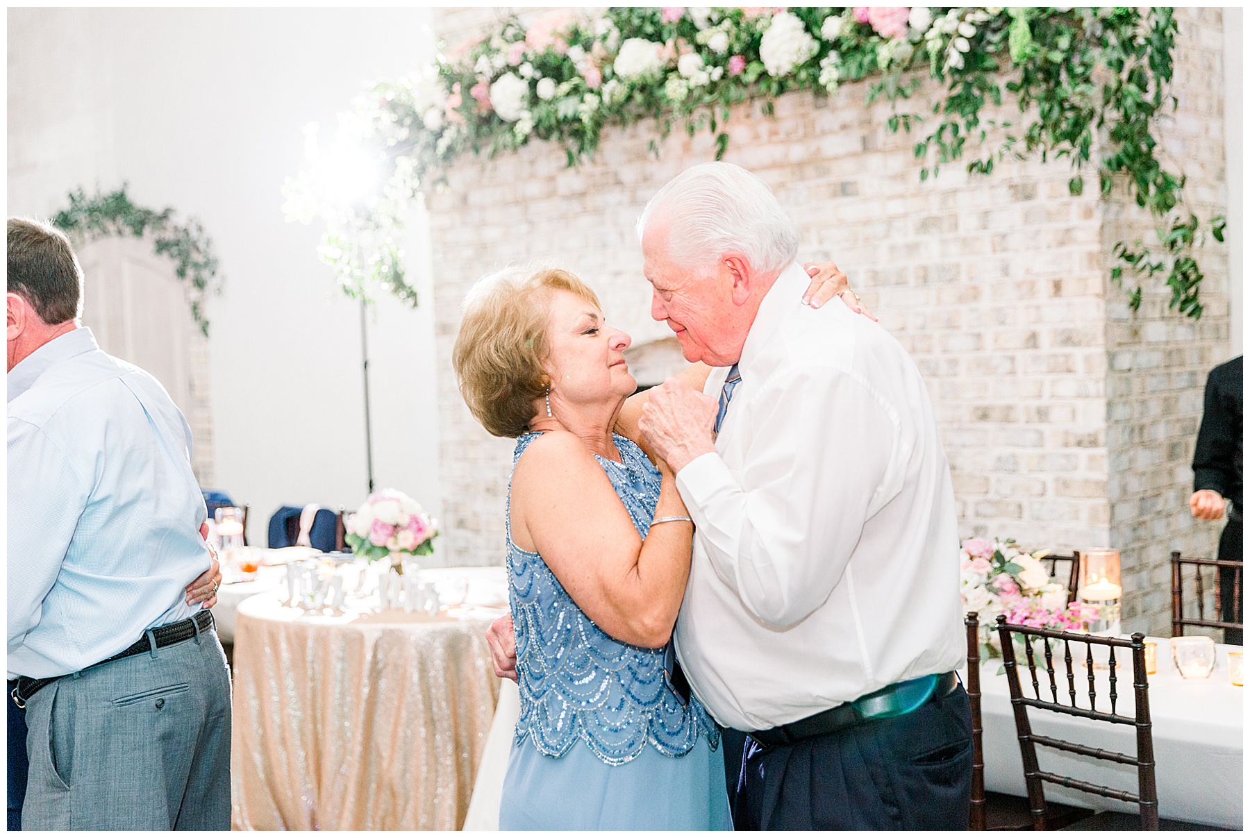 Wrightsville Manor Wedding Day - Wilmington wedding photographer - tiffany l johnson photography_0189