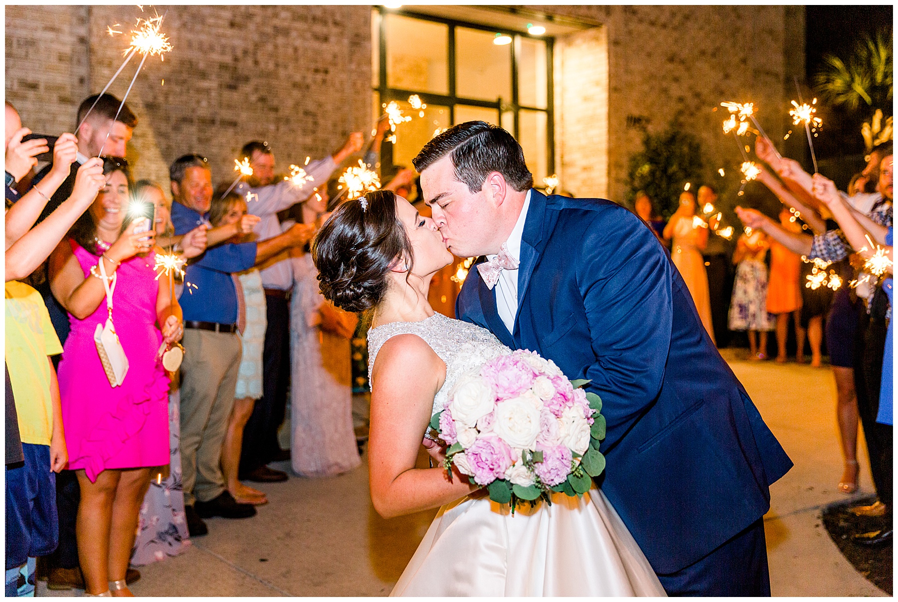 Wrightsville Manor Wedding Day - Wilmington wedding photographer - tiffany l johnson photography_0194