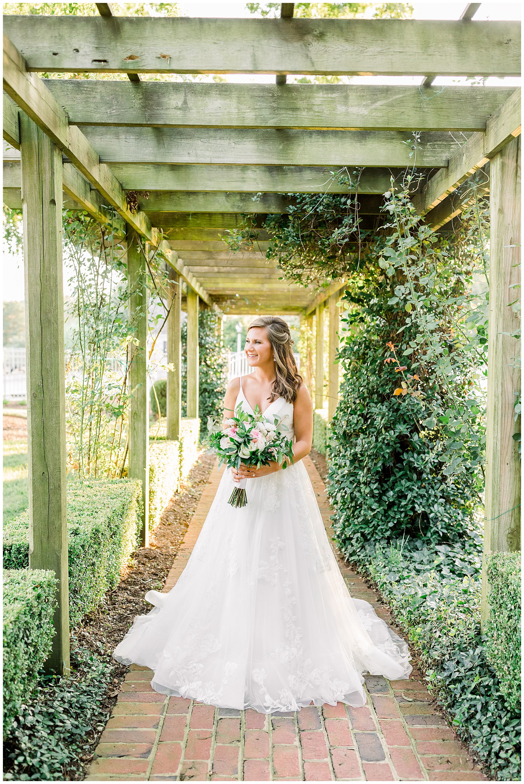Rose Hill Plantation Bridal Session - Tiffany L Johnson Photography_0001.jpg Rose Hill Plantation Bridal Session - Tiffany L Johnson Photography_0001.jpg