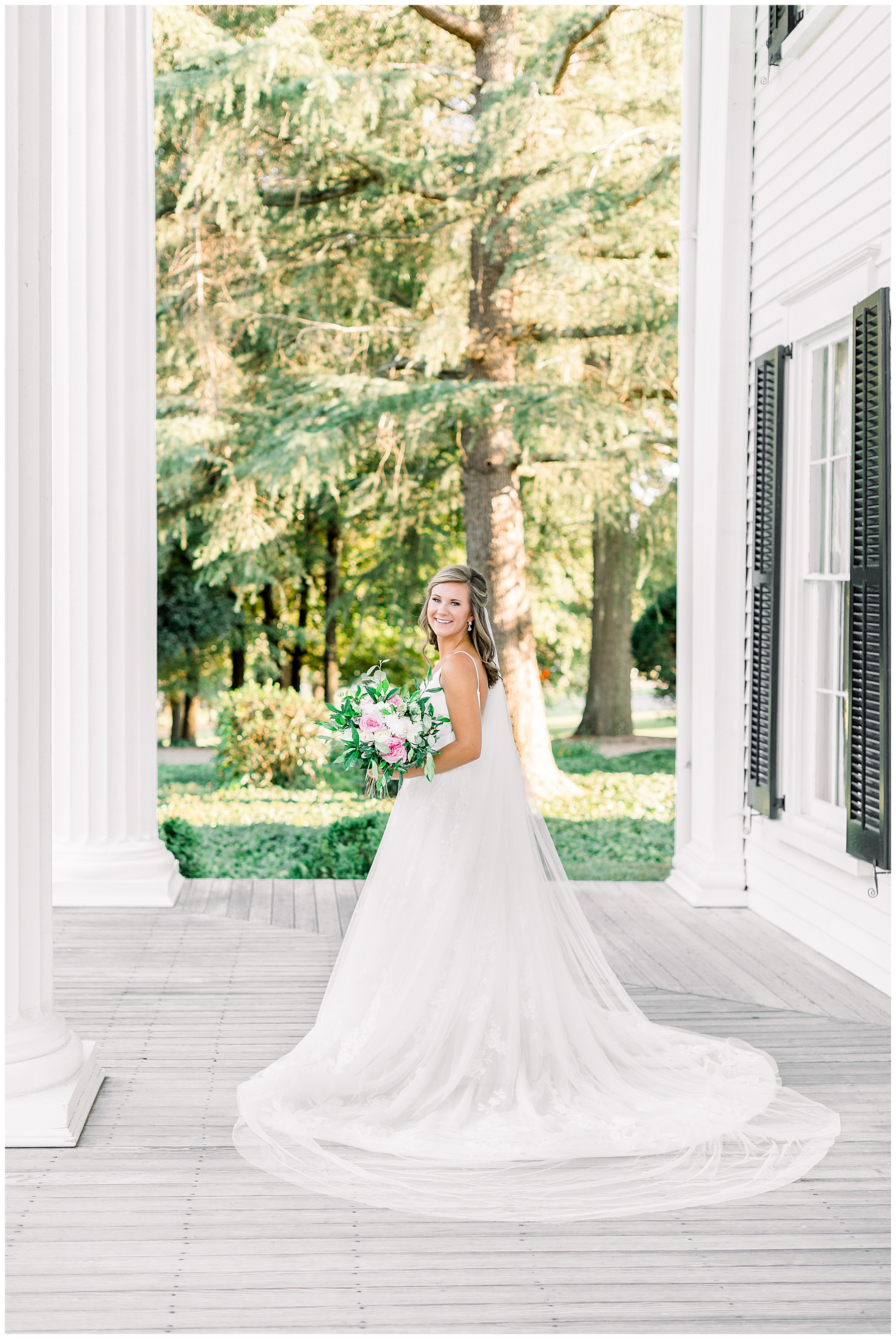 Rose Hill Plantation Bridal Session - Tiffany L Johnson Photography_0028.jpg Rose Hill Plantation Bridal Session - Tiffany L Johnson Photography_0028.jpg