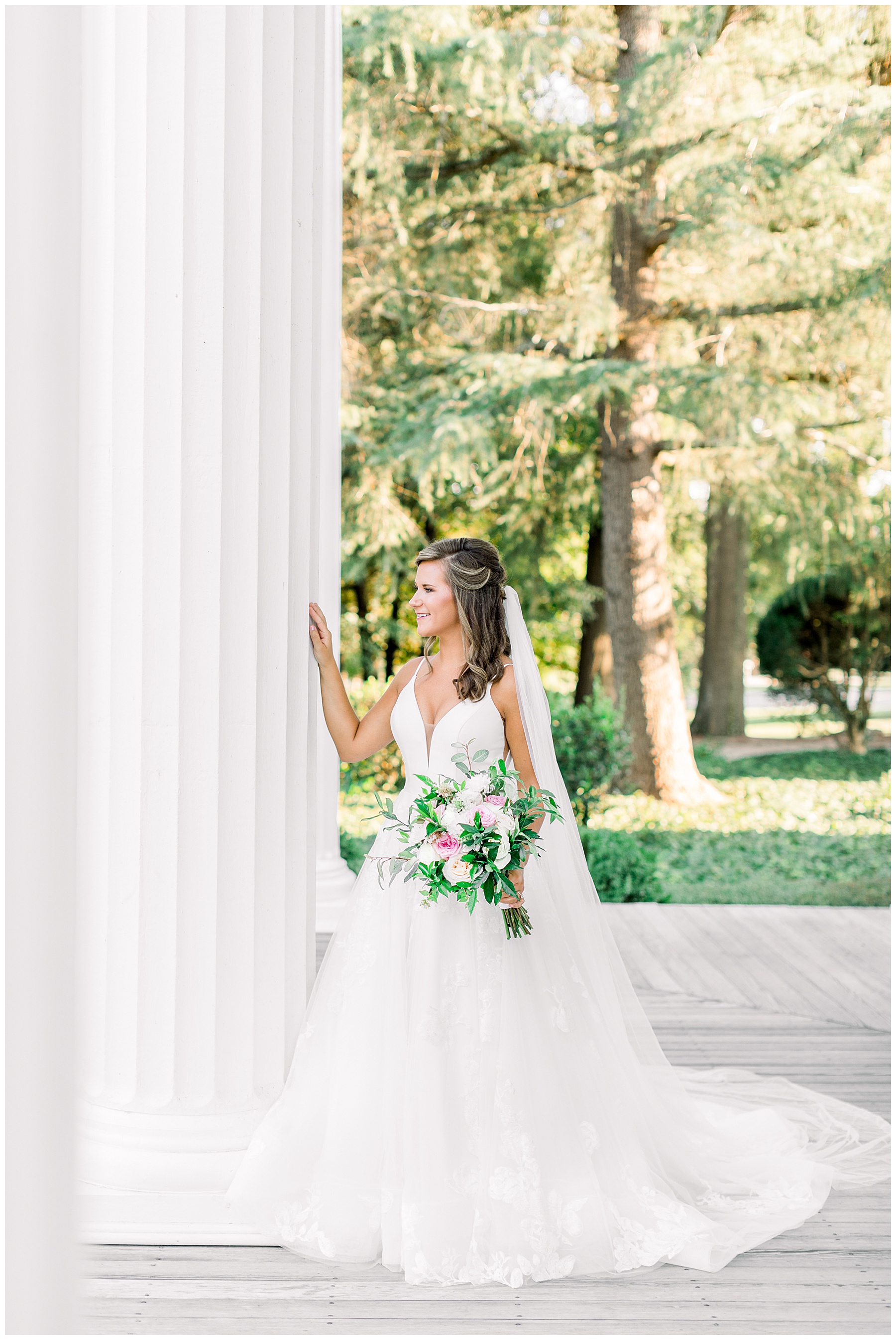 Rose Hill Plantation Bridal Session - Tiffany L Johnson Photography_0038.jpg Rose Hill Plantation Bridal Session - Tiffany L Johnson Photography_0038.jpg