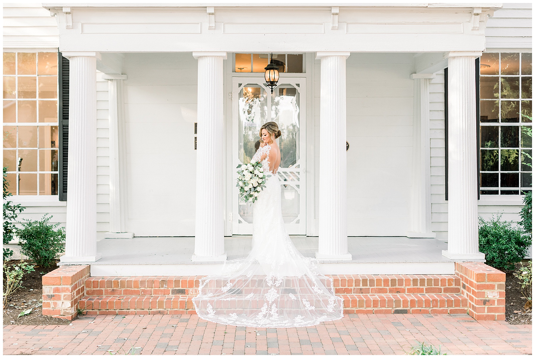 Leslie Alford Mims House Bridal Session - Tiffany L Johnson Photography_0005.jpg