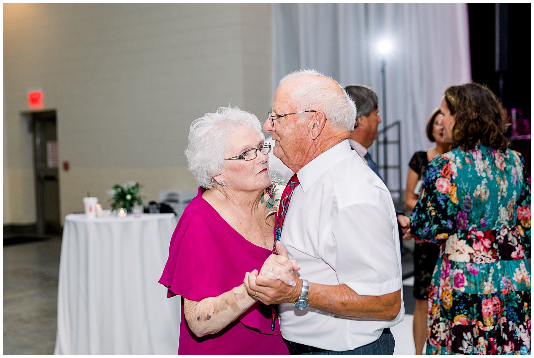 Meredith College Wedding Photographer - Tiffany L Johnson Photography_0149.jpg