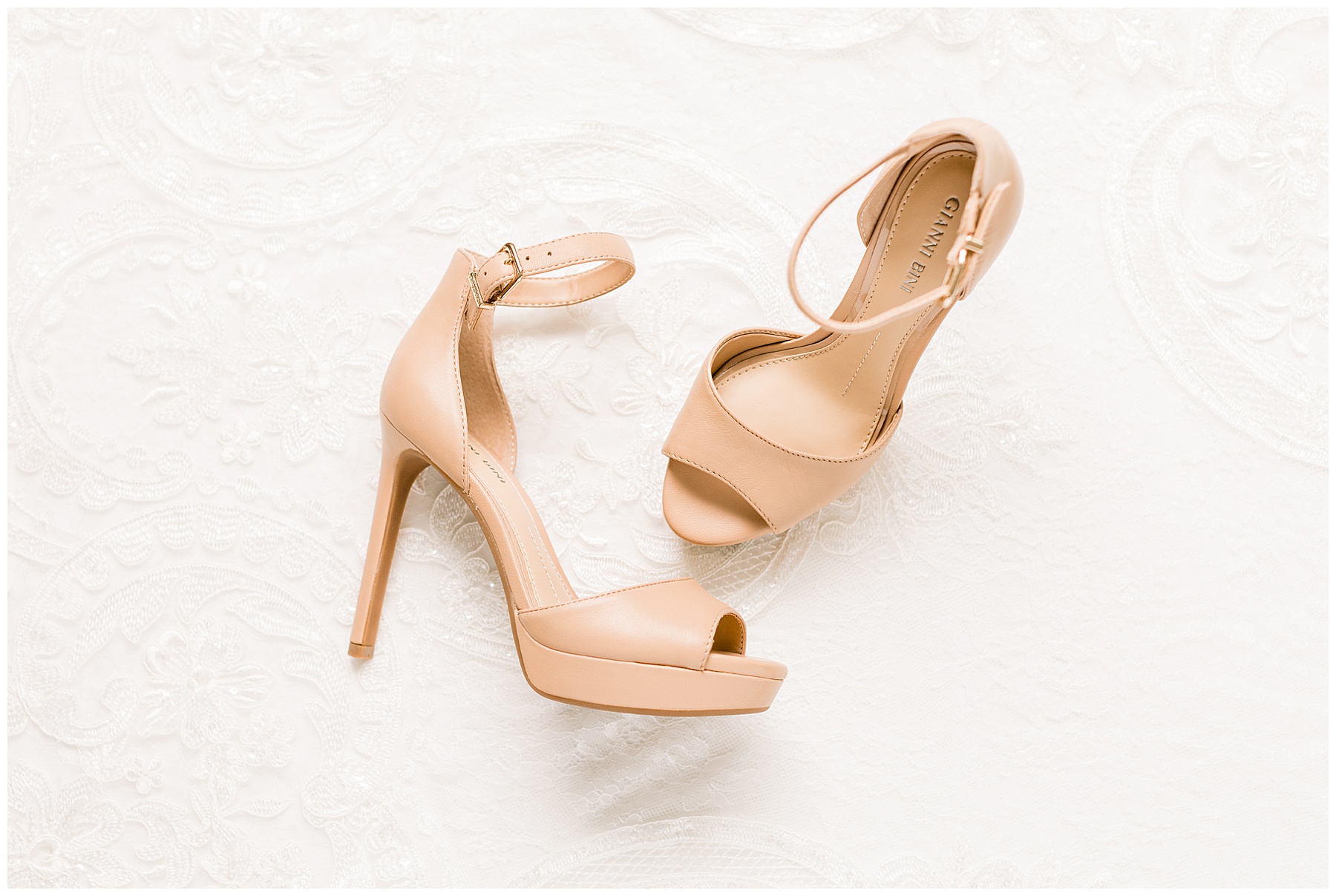 Goldsboro NC Wedding Photographer - Tiffany L Johnson Photography_0012.jpg Goldsboro NC Wedding Photographer - Tiffany L Johnson Photography_0012.jpg