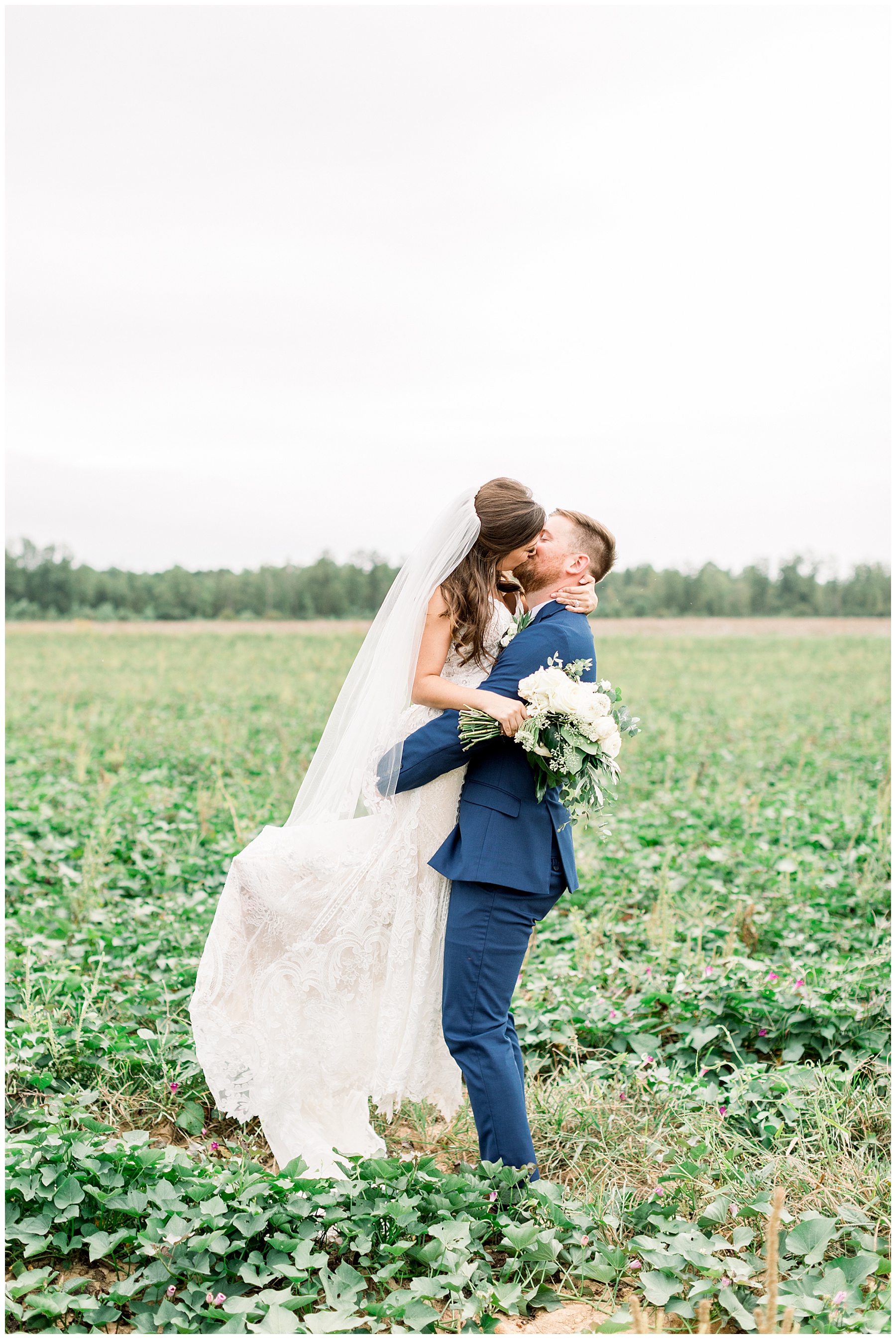 Goldsboro NC Wedding Photographer - Tiffany L Johnson Photography_0151.jpg Goldsboro NC Wedding Photographer - Tiffany L Johnson Photography_0151.jpg