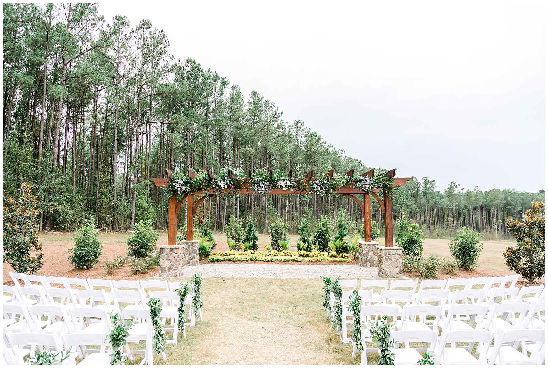 Pavilion at Carriage Farm Wedding - Tiffany L Johnson Photography_0068.jpg
