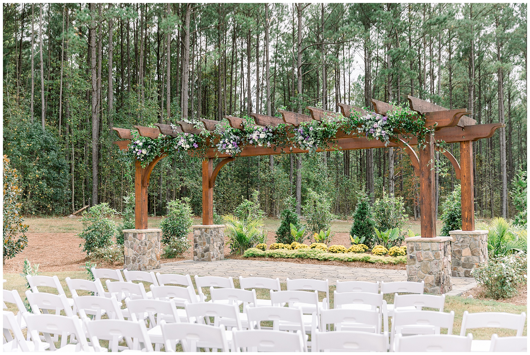 Pavilion at Carriage Farm Wedding - Tiffany L Johnson Photography_0073.jpg