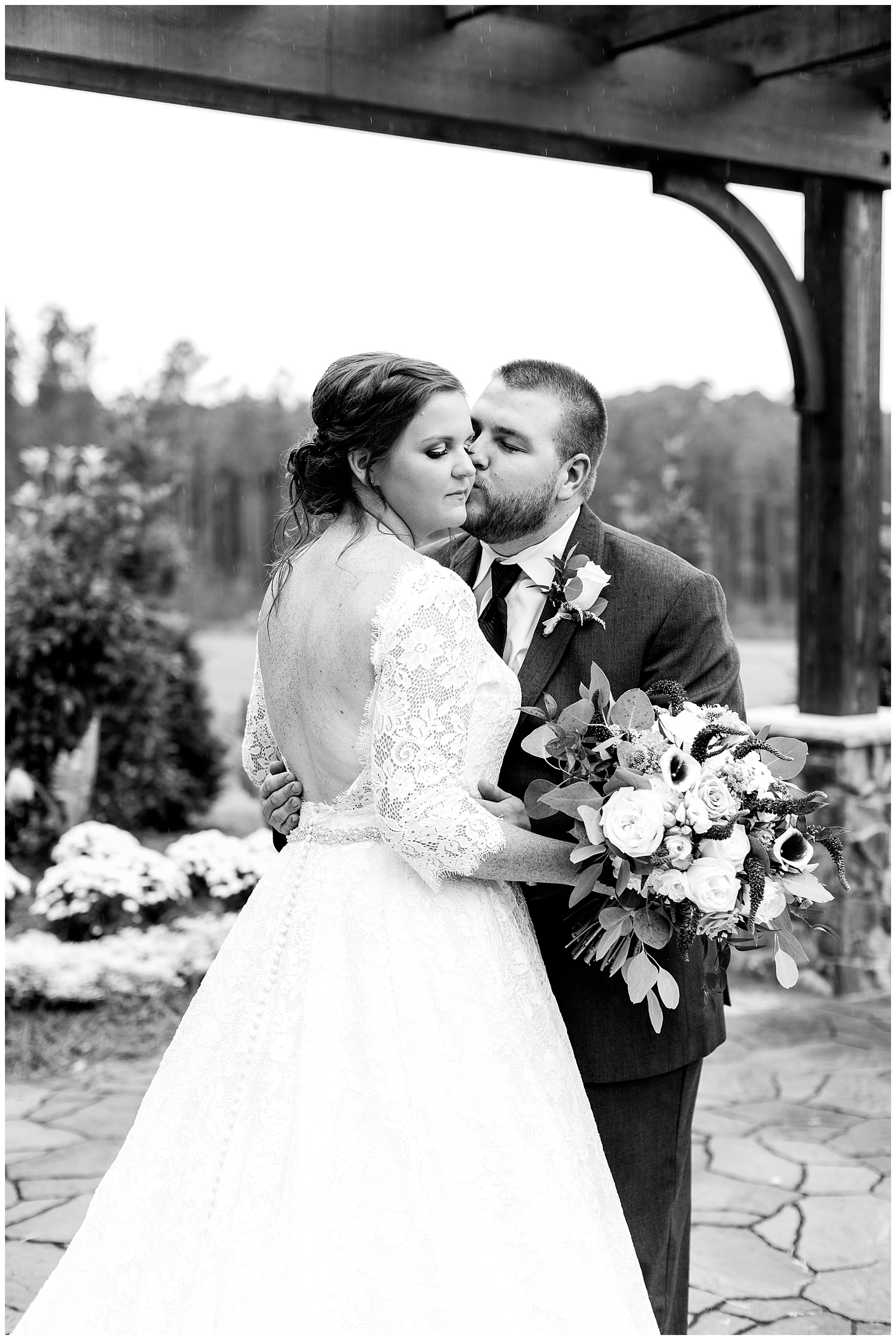 Pavilion at Carriage Farm Wedding - Tiffany L Johnson Photography_0105.jpg