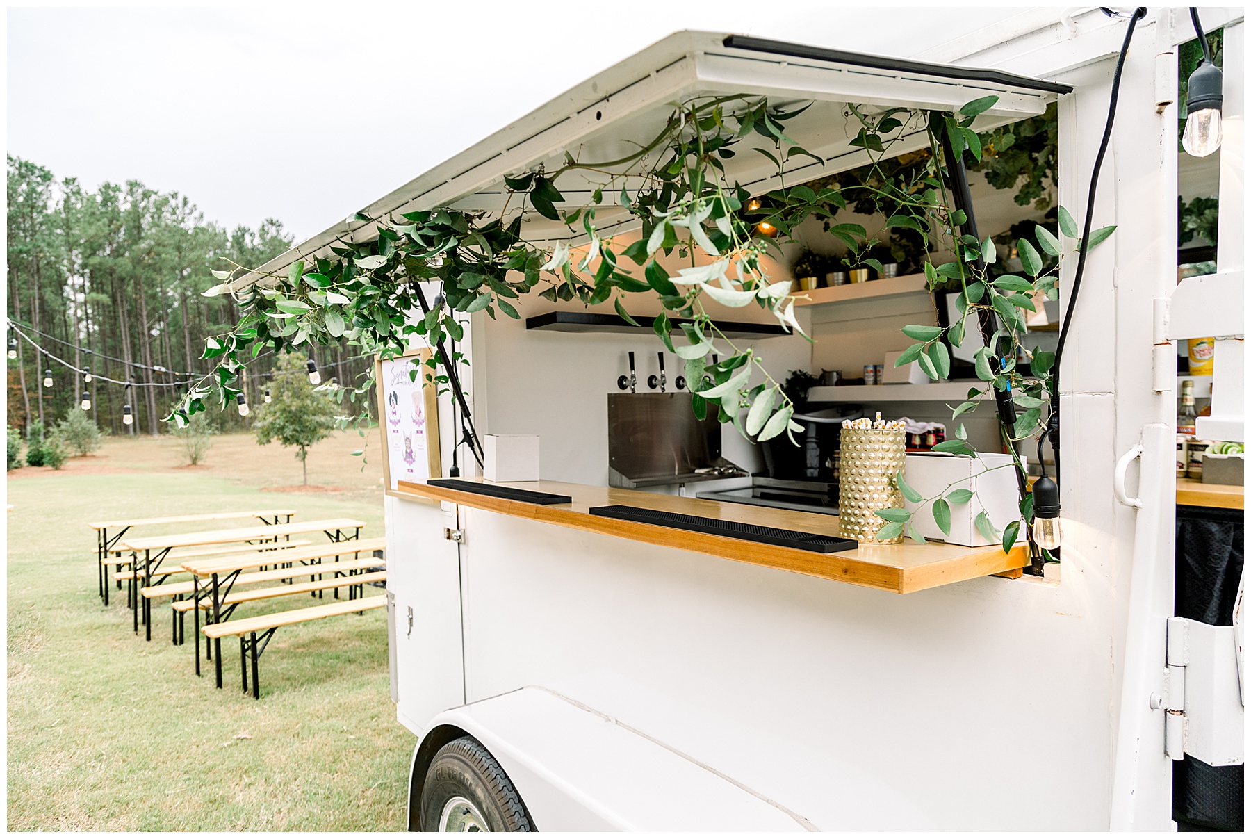 Pavilion at Carriage Farm Wedding - Tiffany L Johnson Photography_0135.jpg