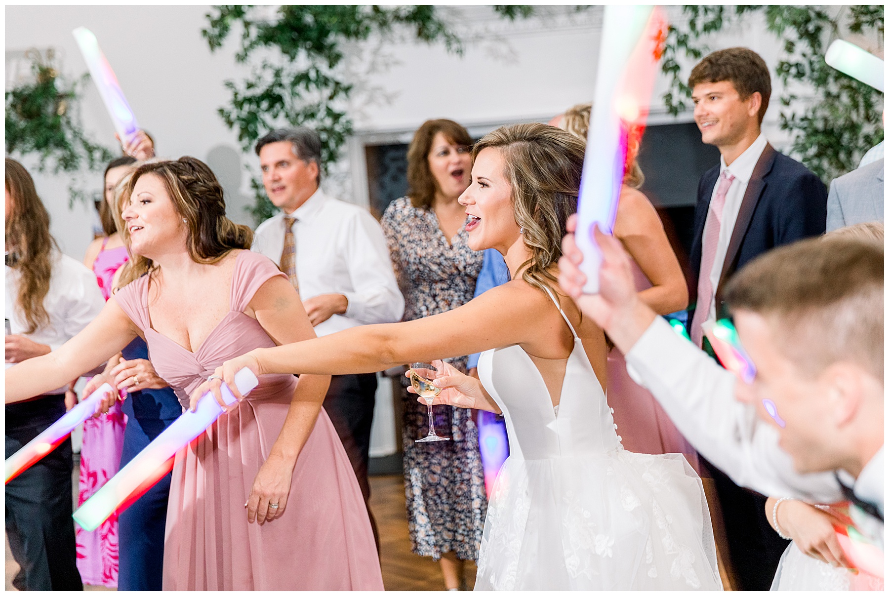 Rose Hill Plantation Wedding - Tiffany L Johnson Photography_0196.jpg