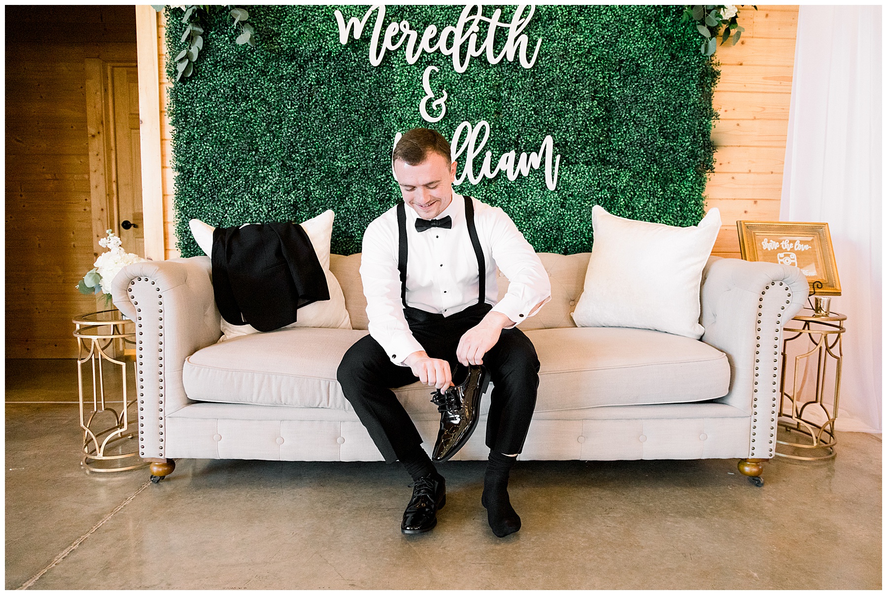 Oakland Farm Wedding Day - Tiffany L Johnson Photography_0050.jpg Oakland Farm Wedding Day - Tiffany L Johnson Photography_0050.jpg