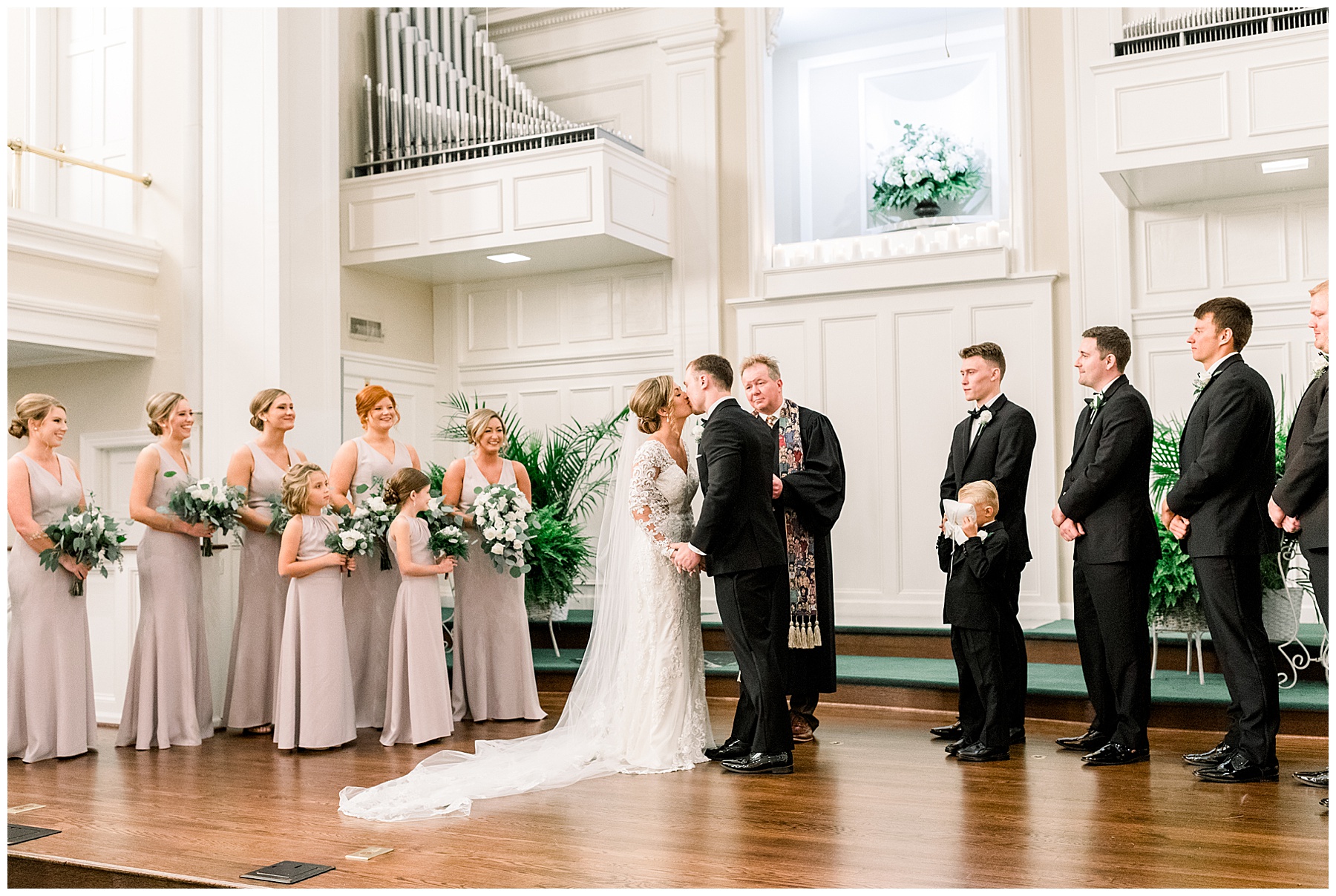 Oakland Farm Wedding Day - Tiffany L Johnson Photography_0088.jpg