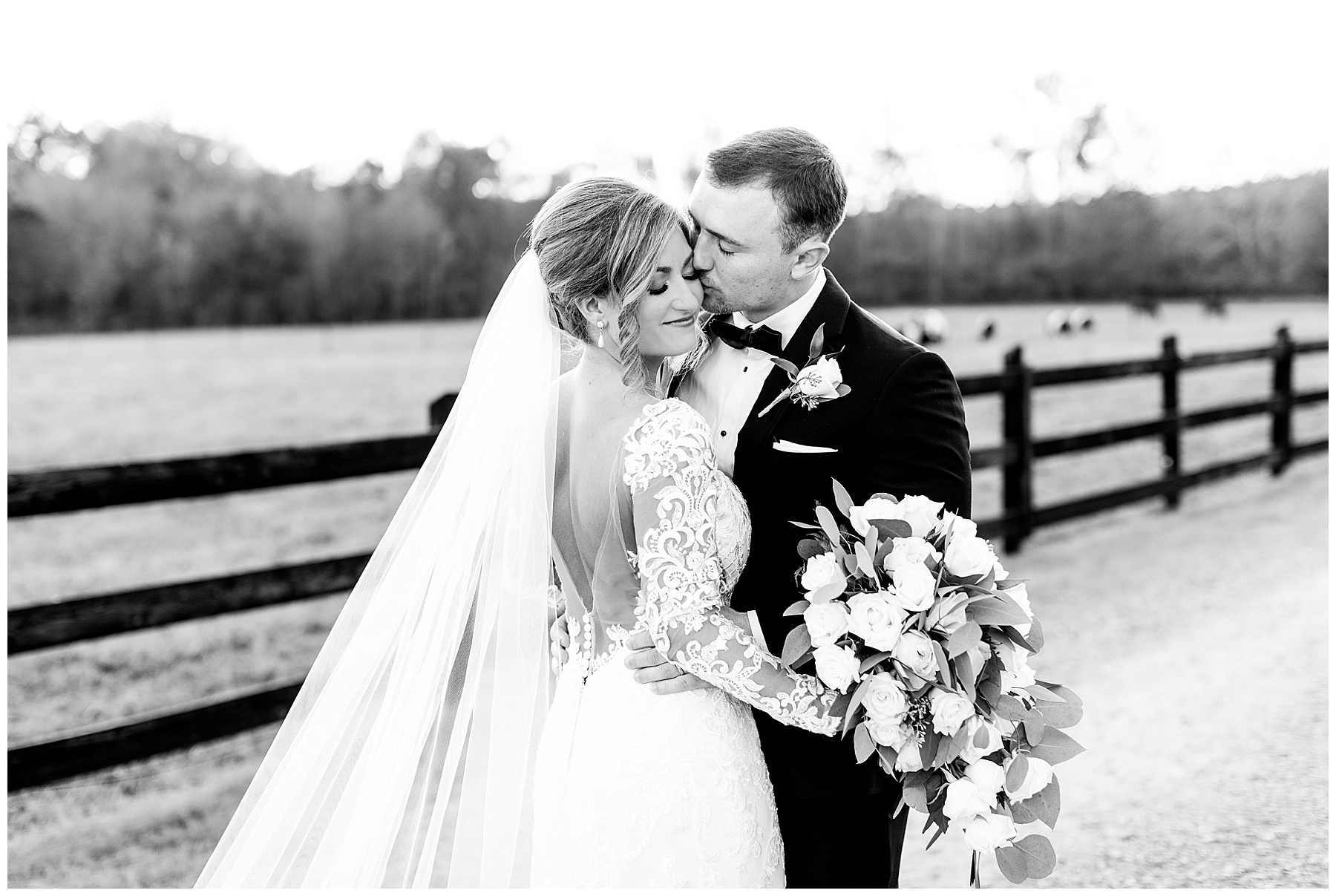 Oakland Farm Wedding Day - Tiffany L Johnson Photography_0135.jpg