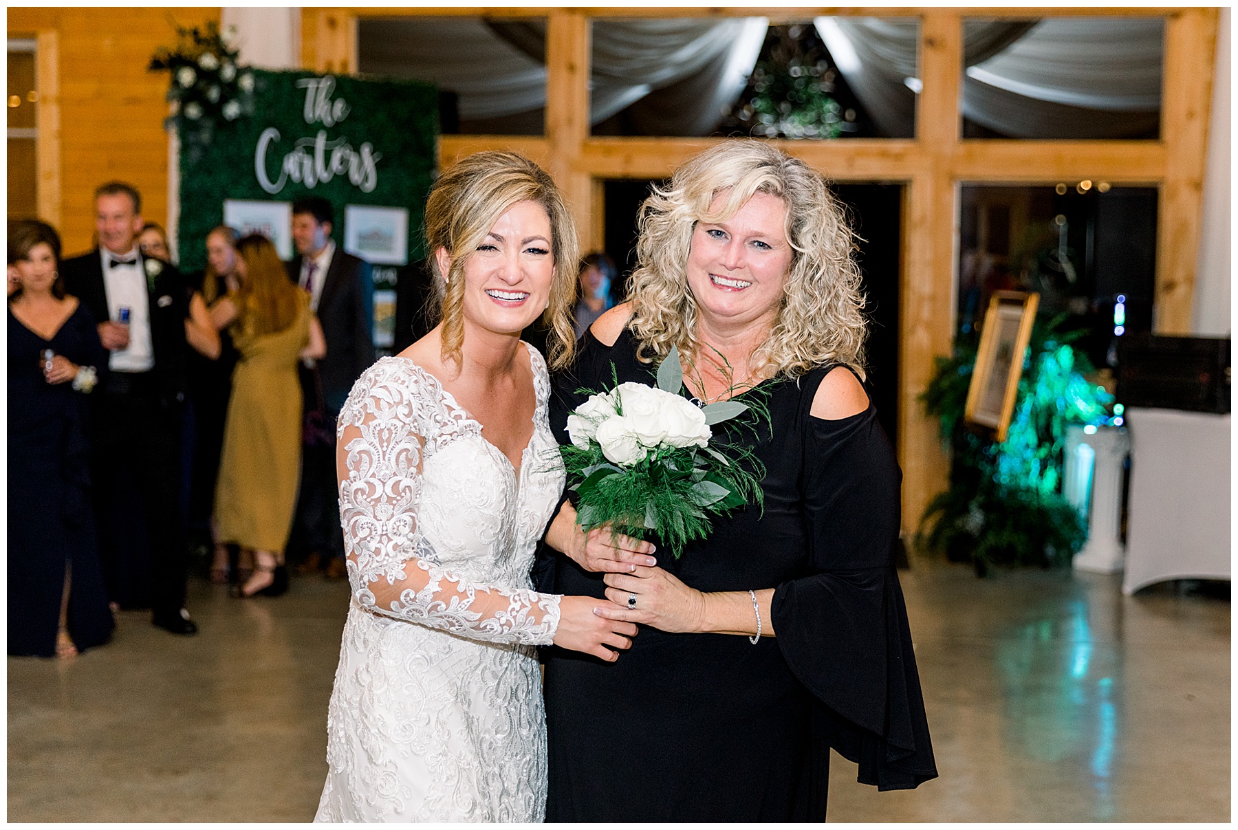 Oakland Farm Wedding Day - Tiffany L Johnson Photography_0187.jpg Oakland Farm Wedding Day - Tiffany L Johnson Photography_0187.jpg