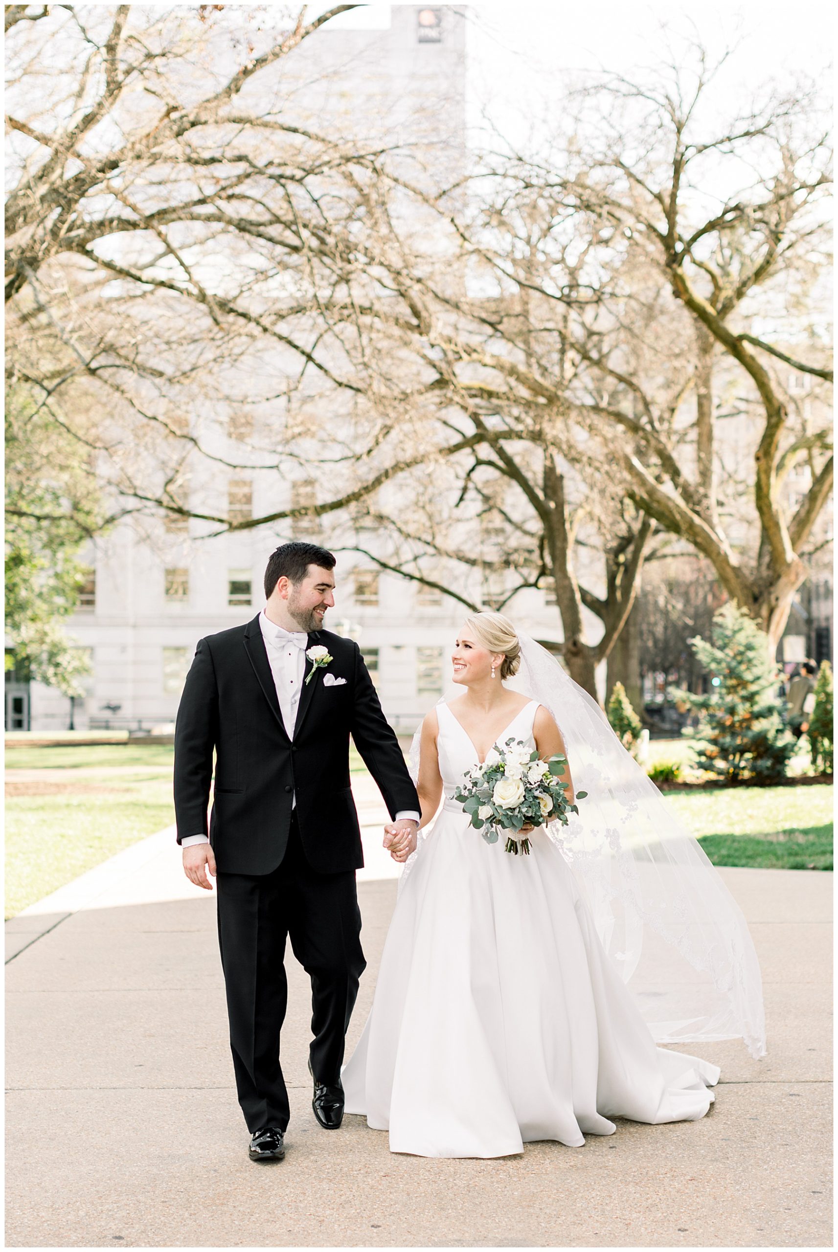 Downtown Raleigh NC Wedding Photographer - Tiffany L Johnson Photography_0001.jpg