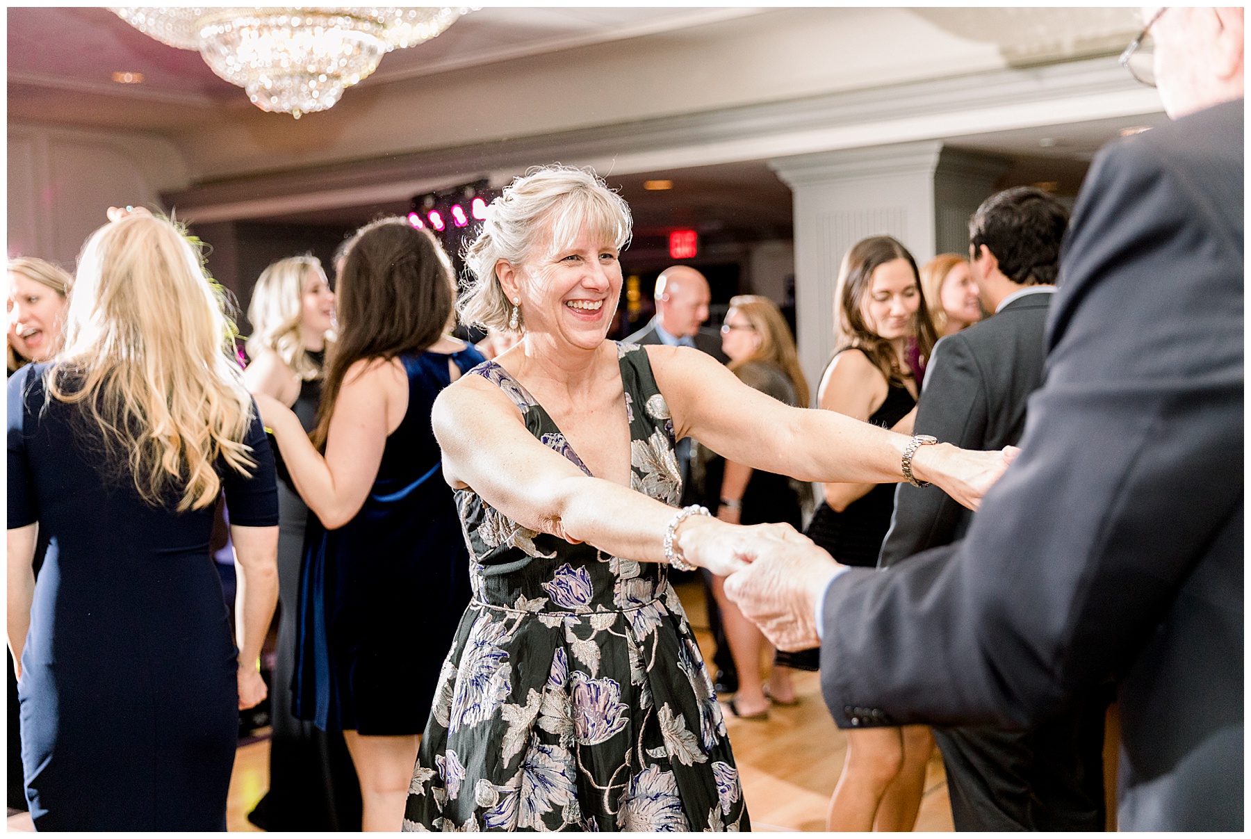 Downtown Raleigh NC Wedding Photographer - Tiffany L Johnson Photography_0140.jpg