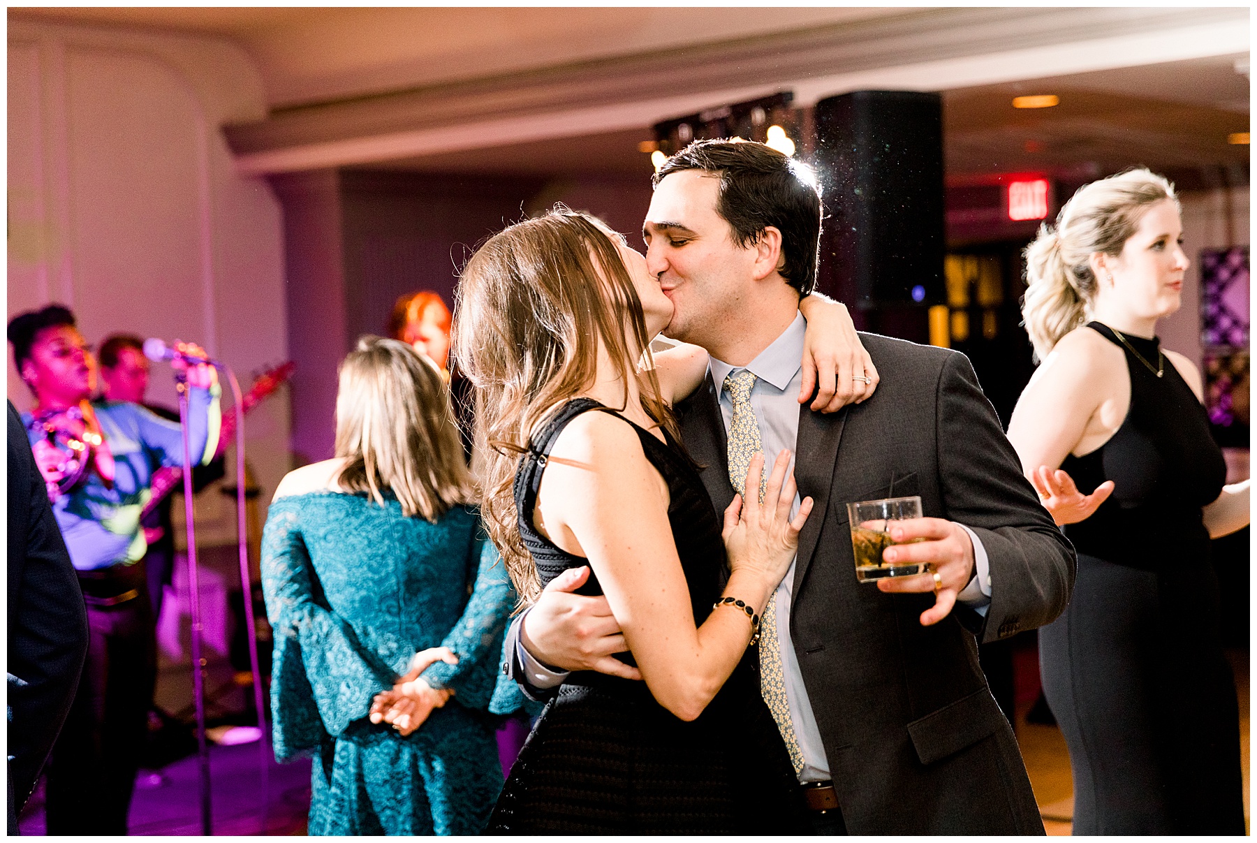 Downtown Raleigh NC Wedding Photographer - Tiffany L Johnson Photography_0149.jpg