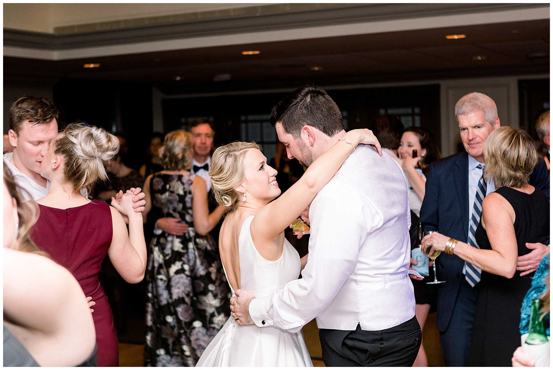 Downtown Raleigh NC Wedding Photographer - Tiffany L Johnson Photography_0165.jpg