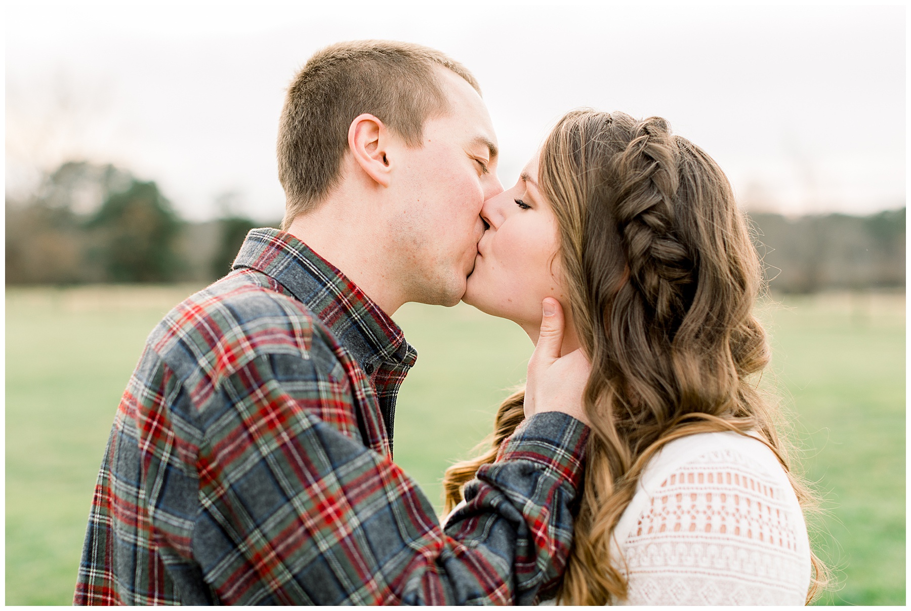 Rose Hill Plantation Engagement Session - Tiffany L Johnson Photography_0006.jpg