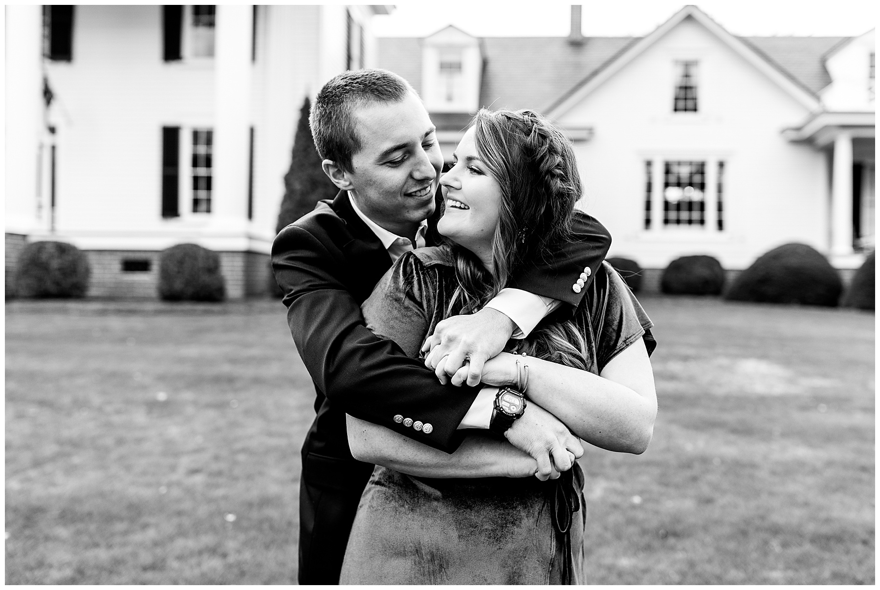 Rose Hill Plantation Engagement Session - Tiffany L Johnson Photography_0034.jpg