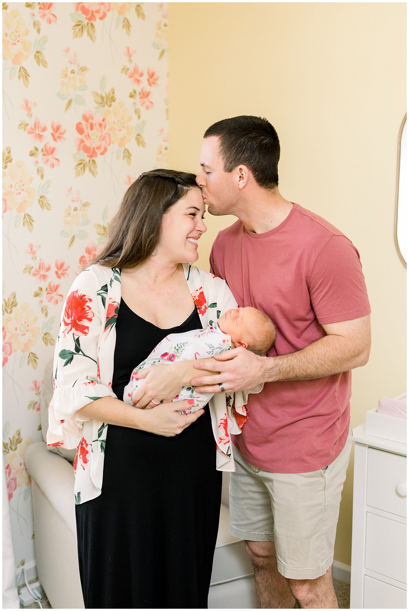 Lifestyle newborn session - tiffany l johnson photography_0001.jpg