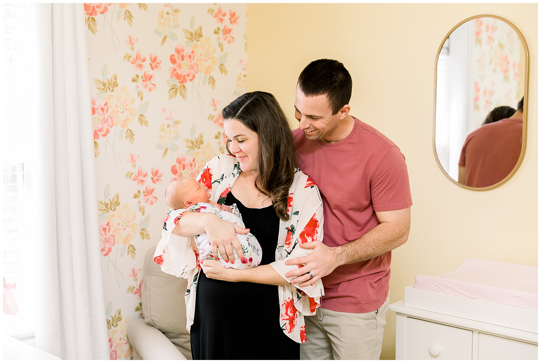 Lifestyle newborn session - tiffany l johnson photography_0002.jpg