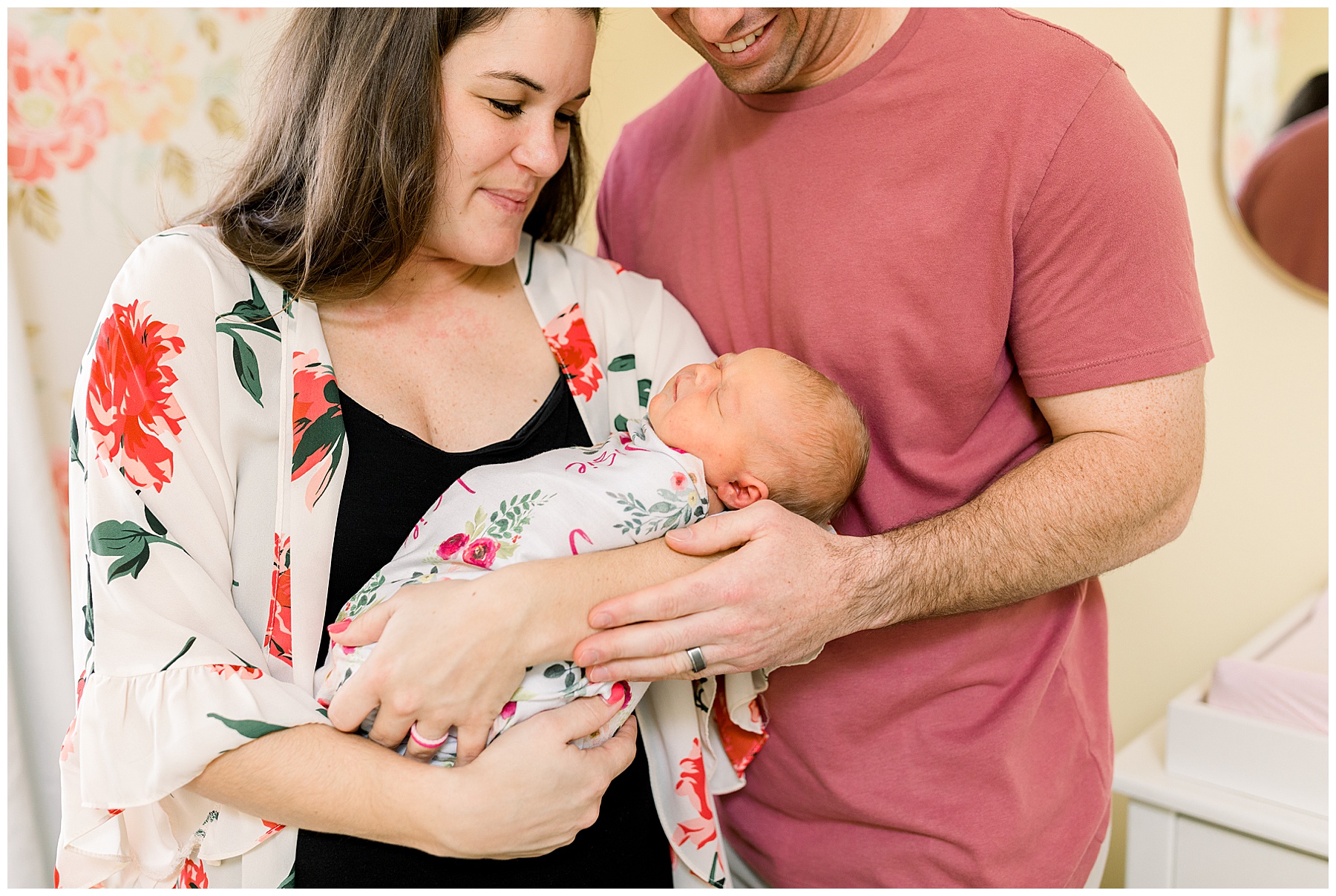 Lifestyle newborn session - tiffany l johnson photography_0005.jpg