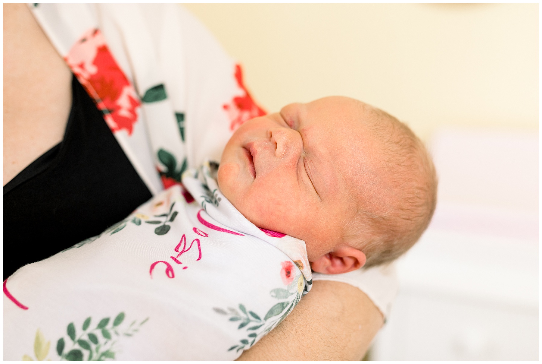 Lifestyle newborn session - tiffany l johnson photography_0013.jpg