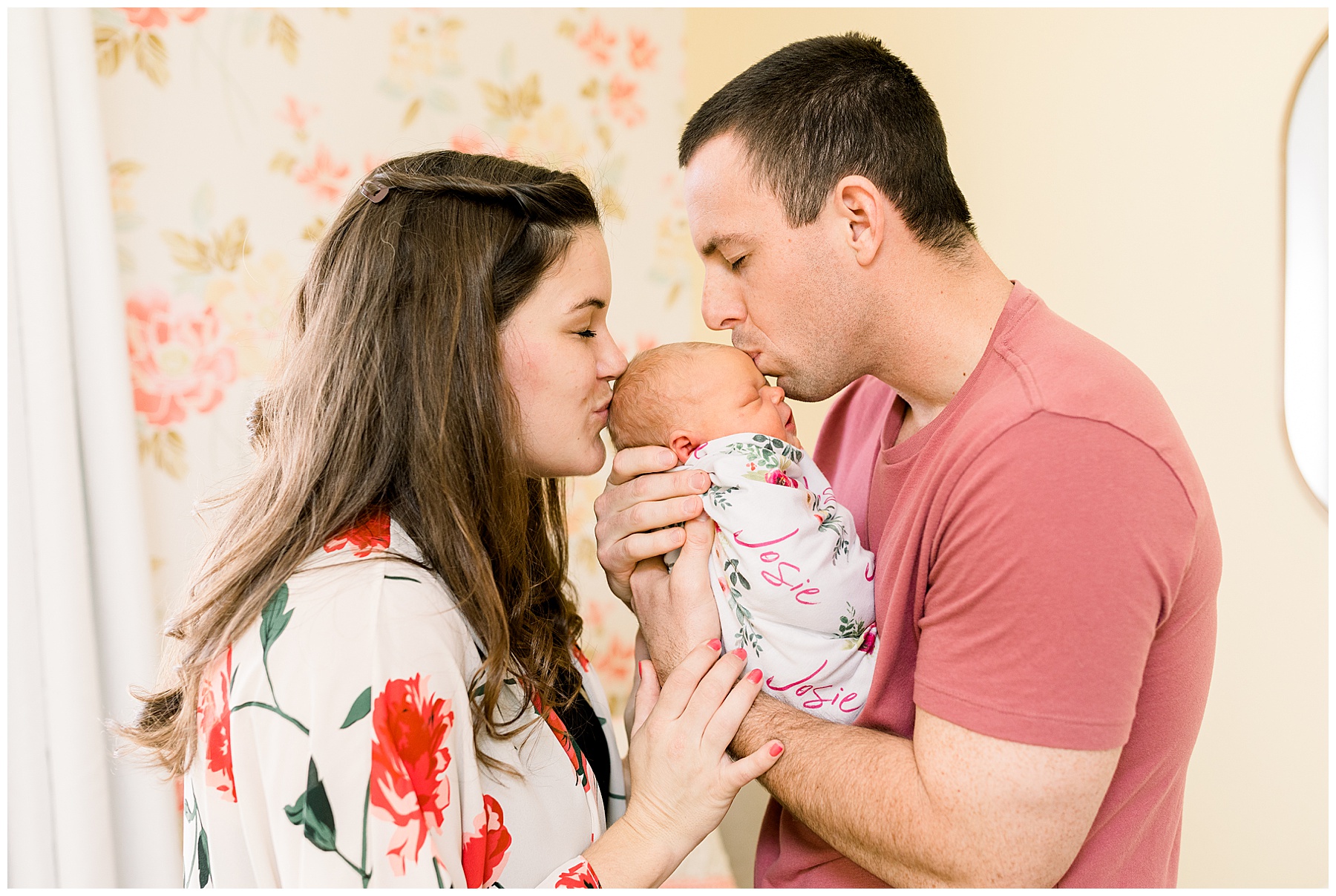 Lifestyle newborn session - tiffany l johnson photography_0023.jpg