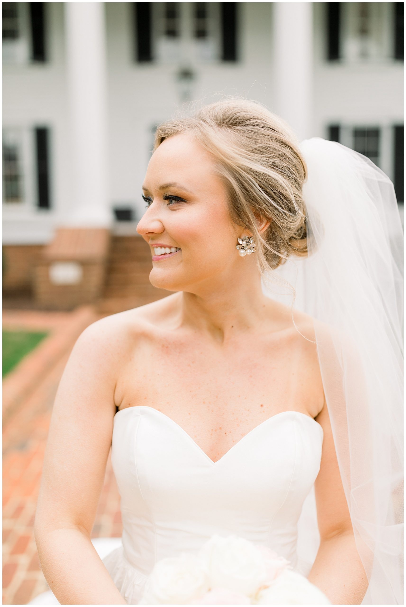 Rose Hill Plantation Bridal Session - Tiffany L Johnson Photography - Southern Bridal Session_0029.jpg Rose Hill Plantation Bridal Session - Tiffany L Johnson Photography - Southern Bridal Session_0029.jpg