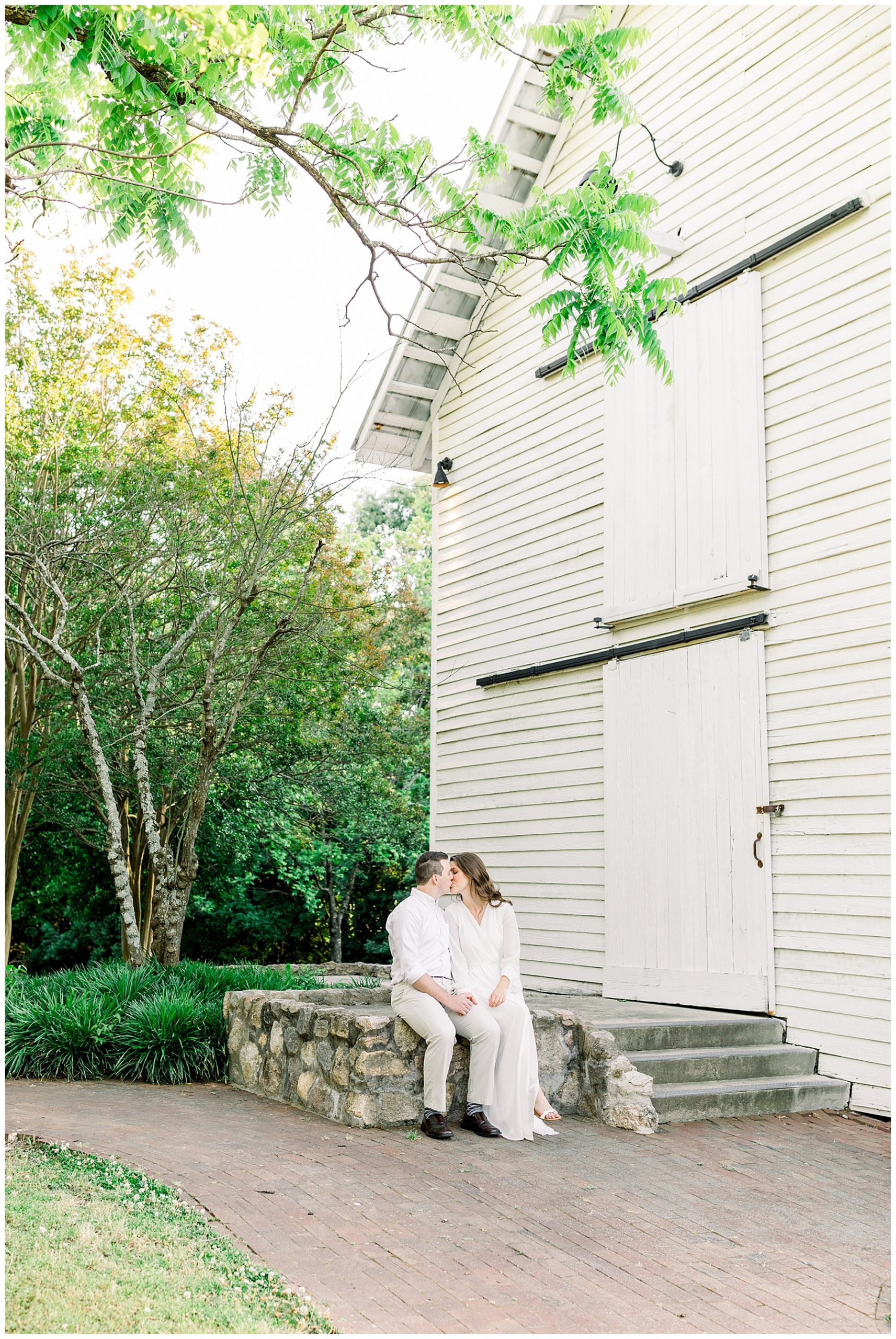 Historic Oak Engagement Session - Raleigh Engagement Session - Tiffany L Johnson Photography_0039.jpg