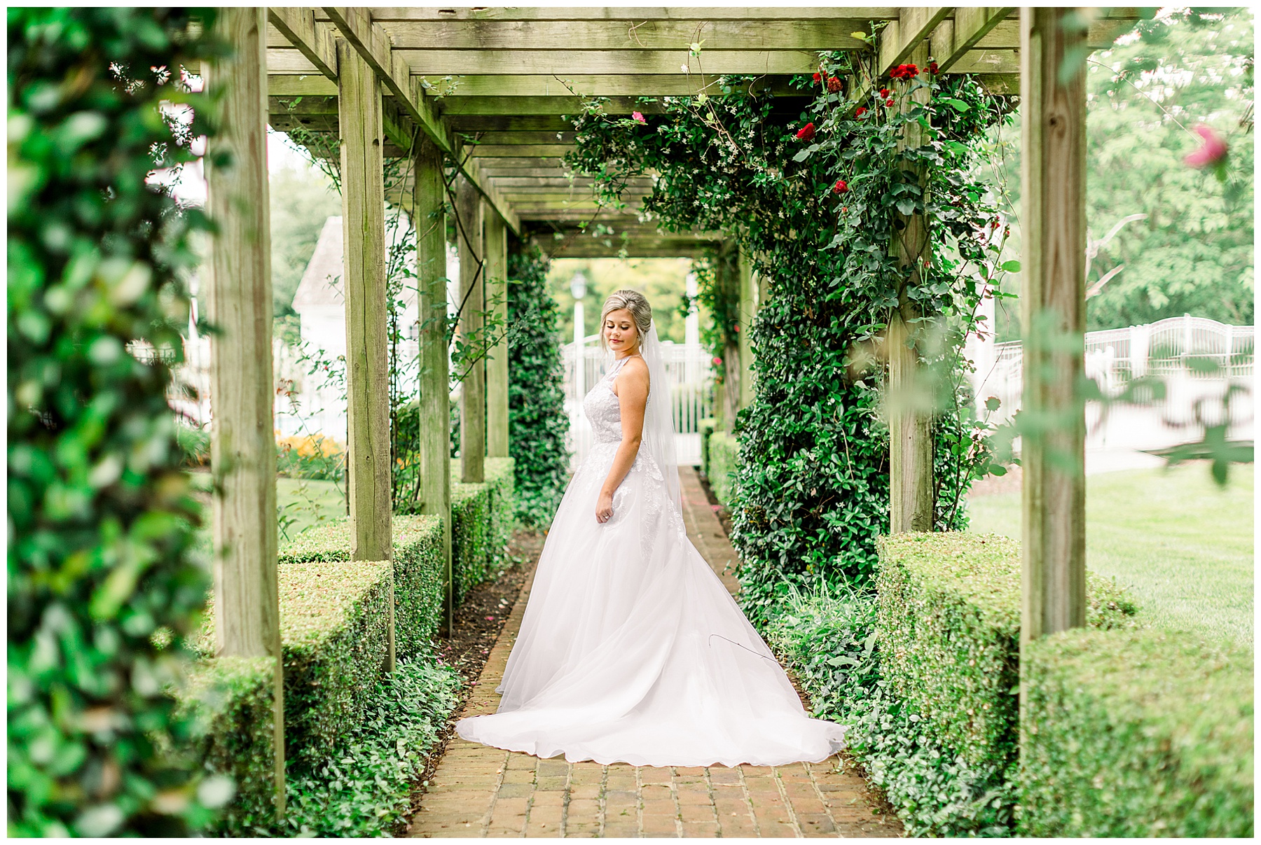 Rose Hill Plantation Bridal Session - Tiffany L Johnson Photography - Nashville wedding_0008.jpg Rose Hill Plantation Bridal Session - Tiffany L Johnson Photography - Nashville wedding_0008.jpg