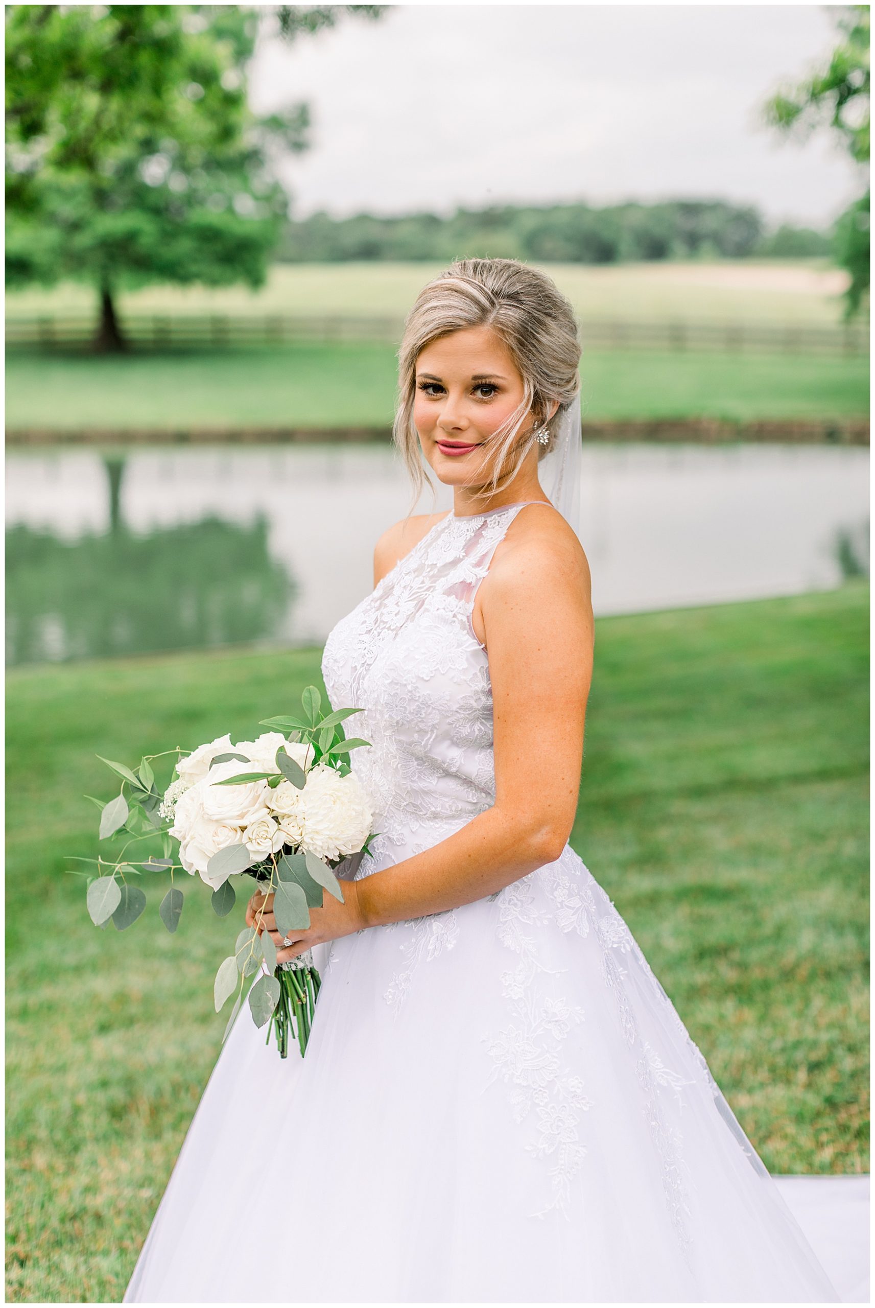 Rose Hill Plantation Bridal Session - Tiffany L Johnson Photography - Nashville wedding_0014.jpg
