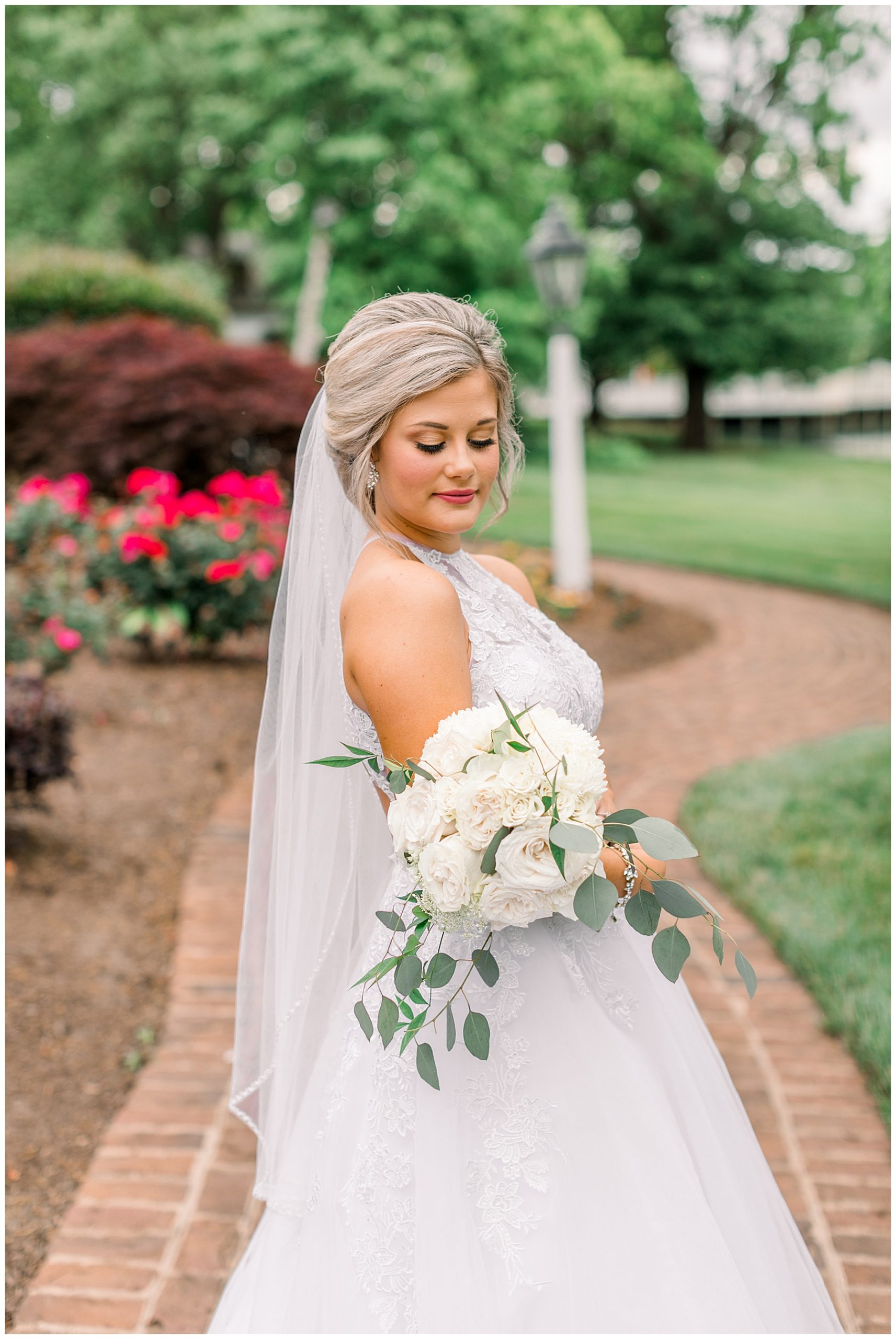 Rose Hill Plantation Bridal Session - Tiffany L Johnson Photography - Nashville wedding_0020.jpg