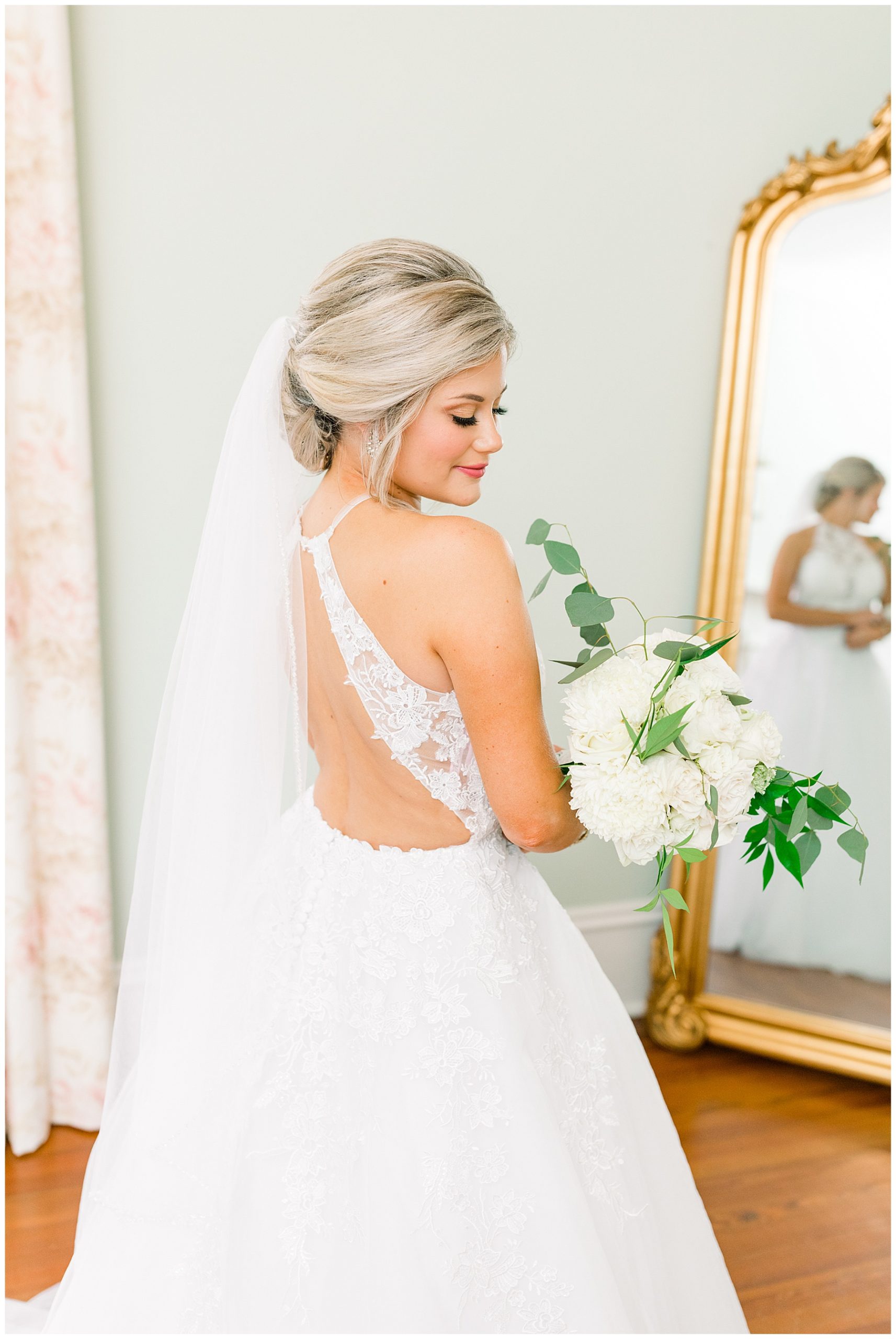 Rose Hill Plantation Bridal Session - Tiffany L Johnson Photography - Nashville wedding_0047.jpg Rose Hill Plantation Bridal Session - Tiffany L Johnson Photography - Nashville wedding_0047.jpg