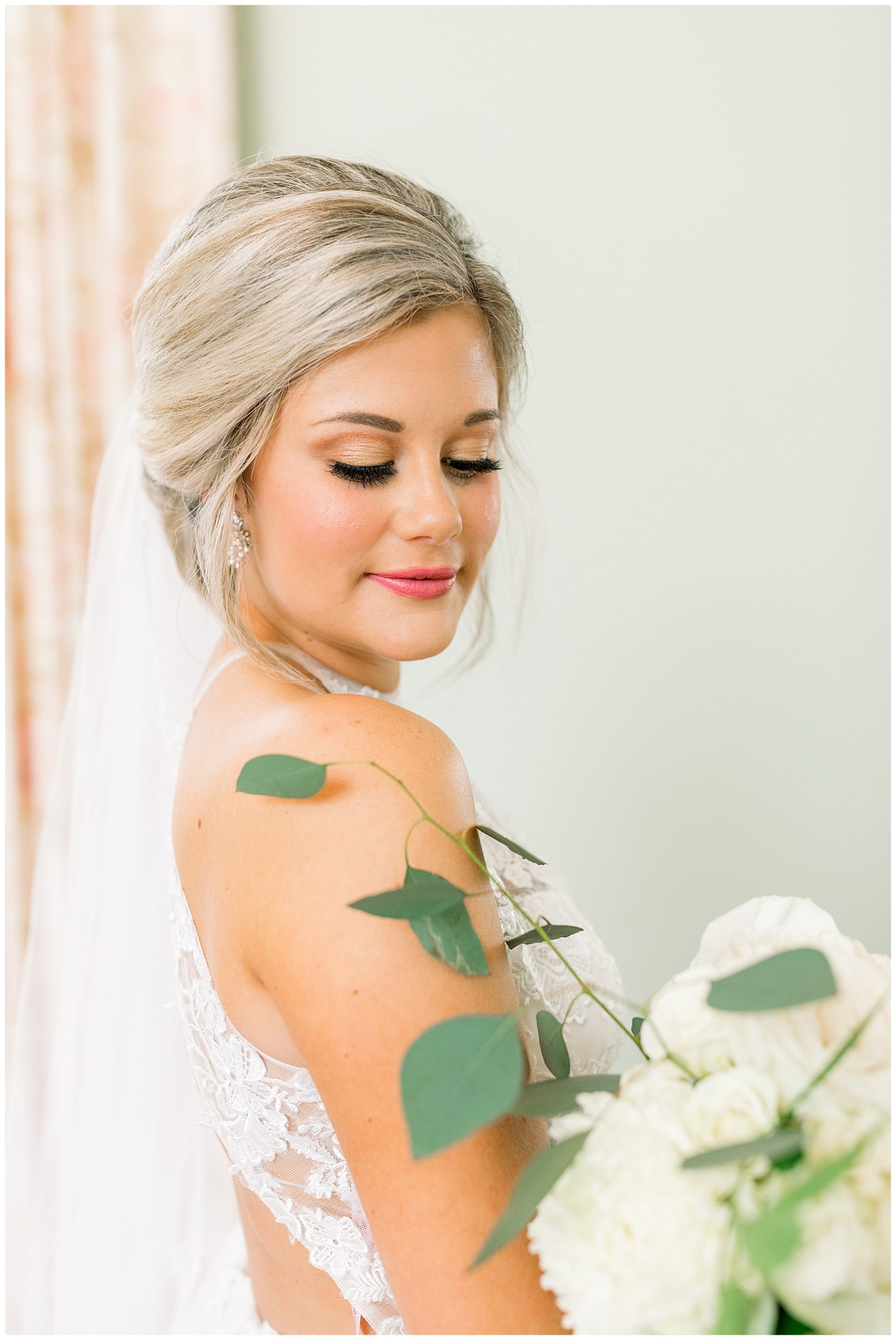 Rose Hill Plantation Bridal Session - Tiffany L Johnson Photography - Nashville wedding_0051.jpg