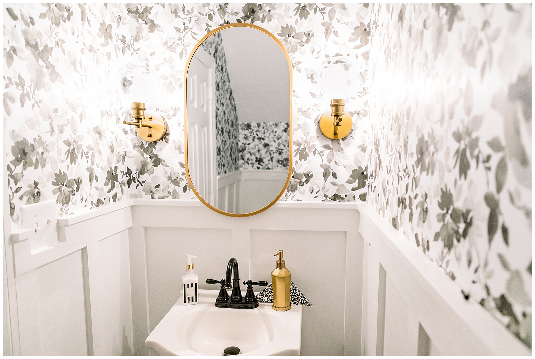 modern black and white bathroom renovation - small bathroom reno - tiffany l johnson_0010.jpg